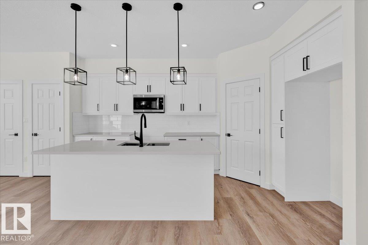 227 DEER VALLEY Drive