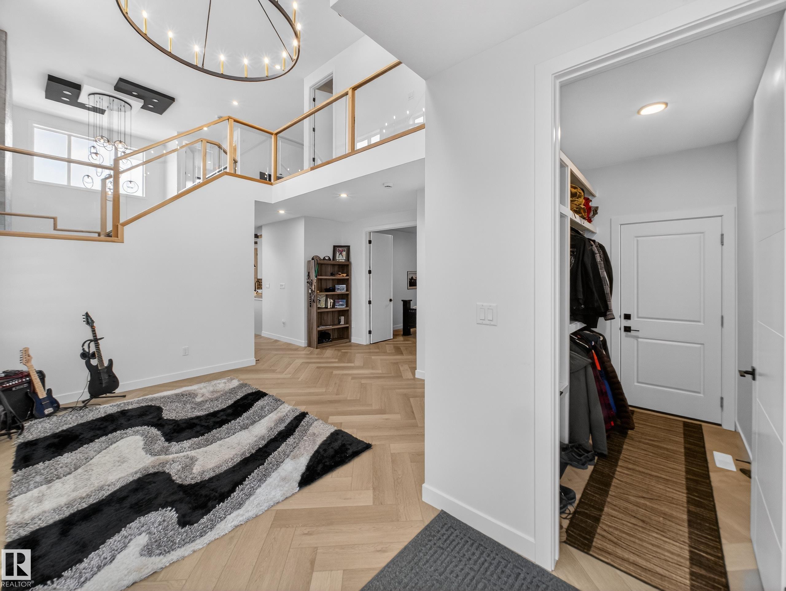 8 PRESCOTT Boulevard