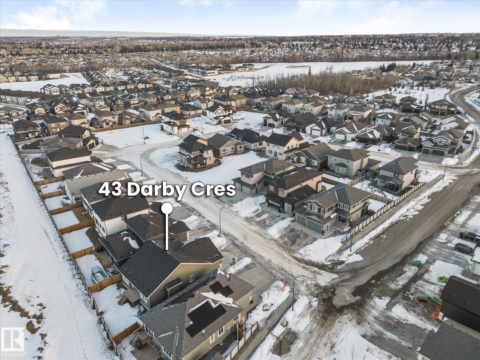 43 DARBY Crescent