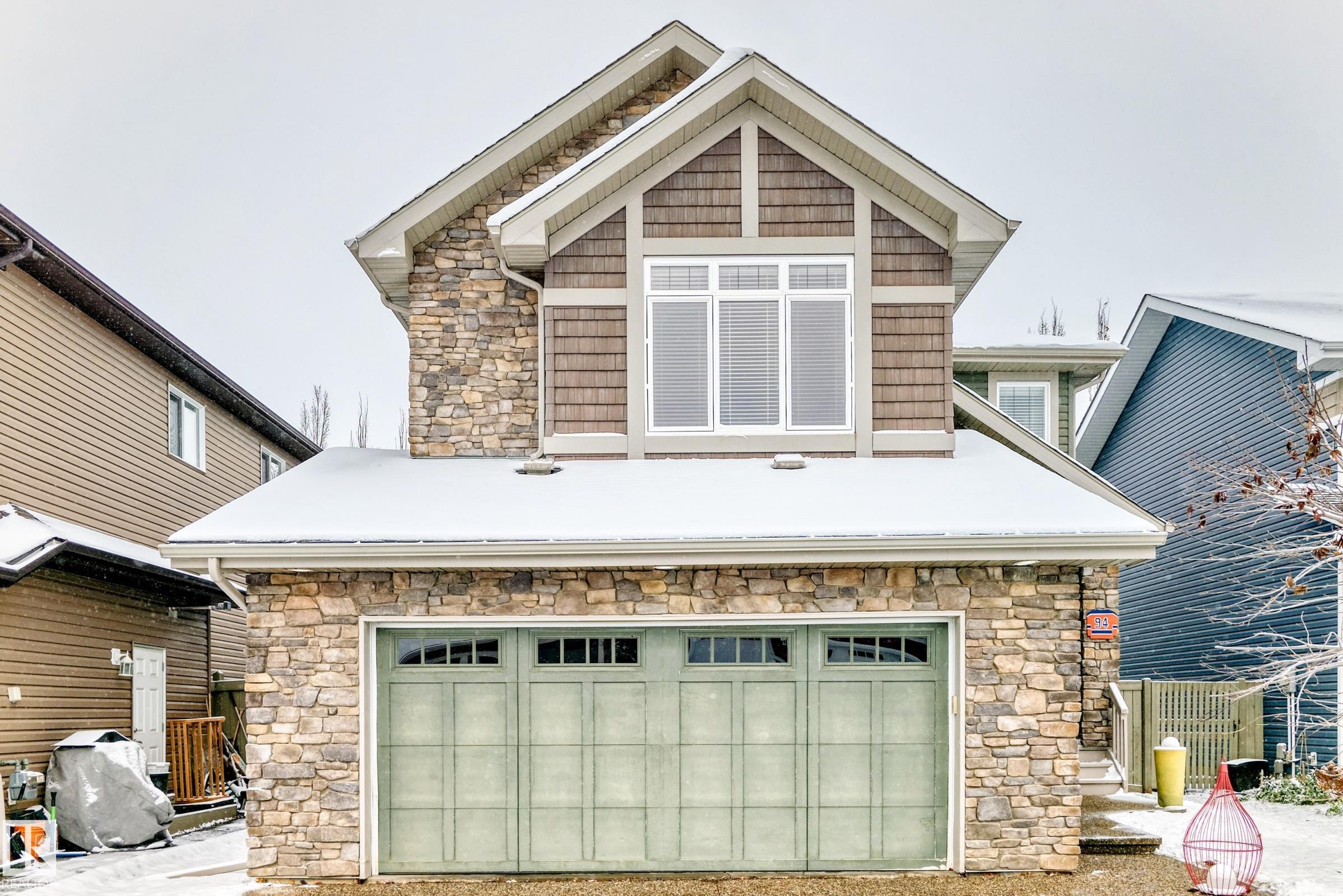 94 ELLINGTON Crescent