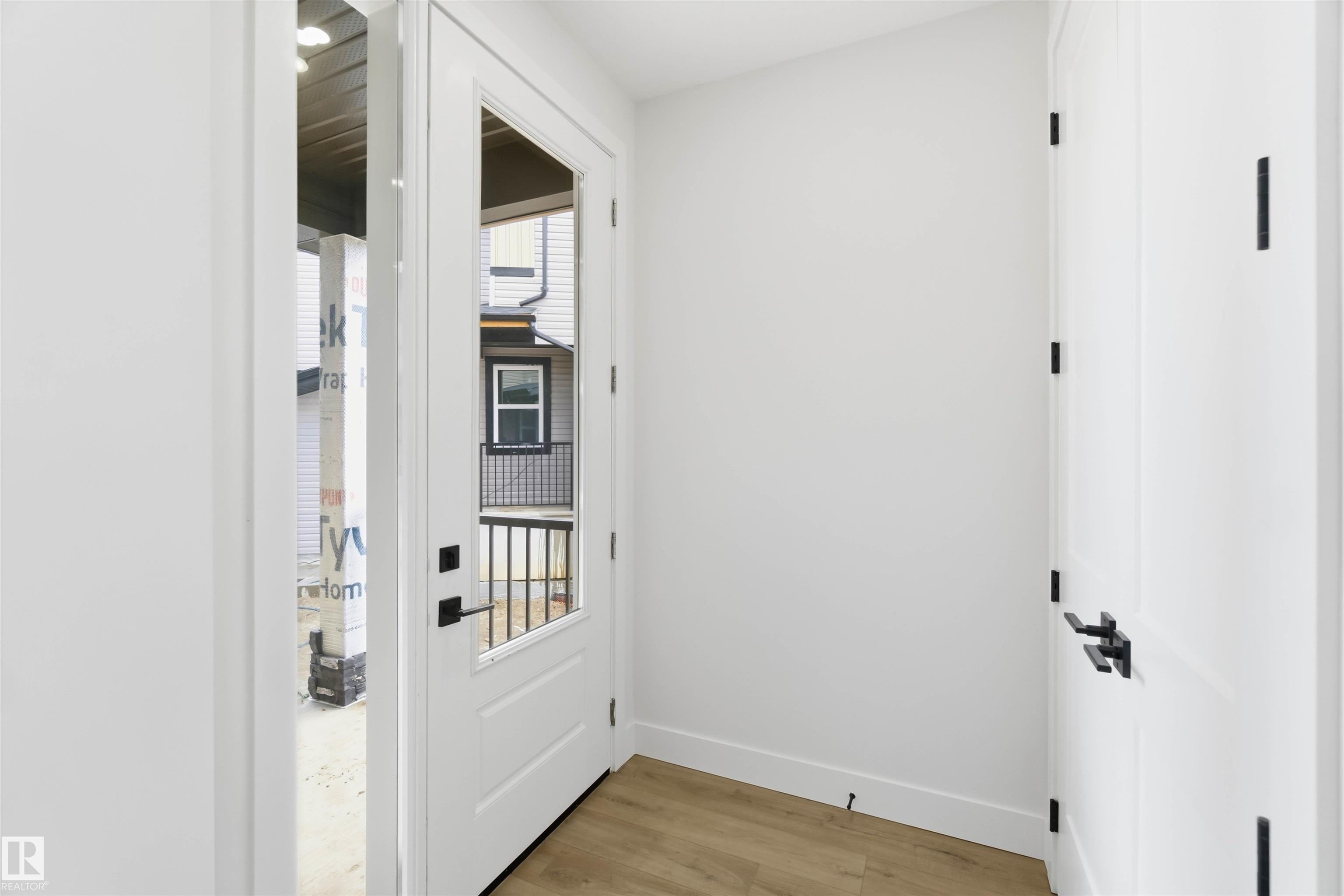 417 PINE Point(e)