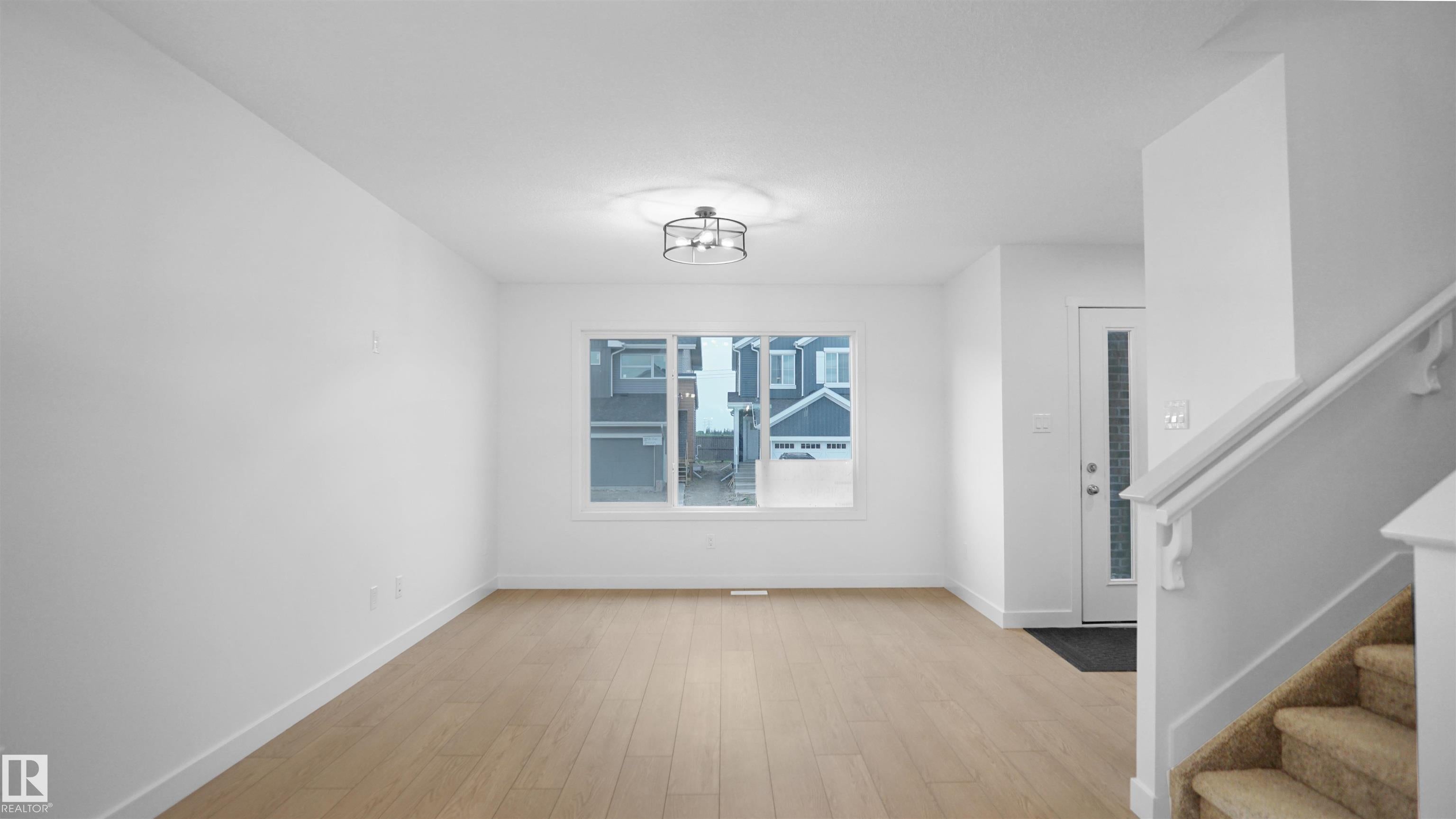 73 Juniper Wynd