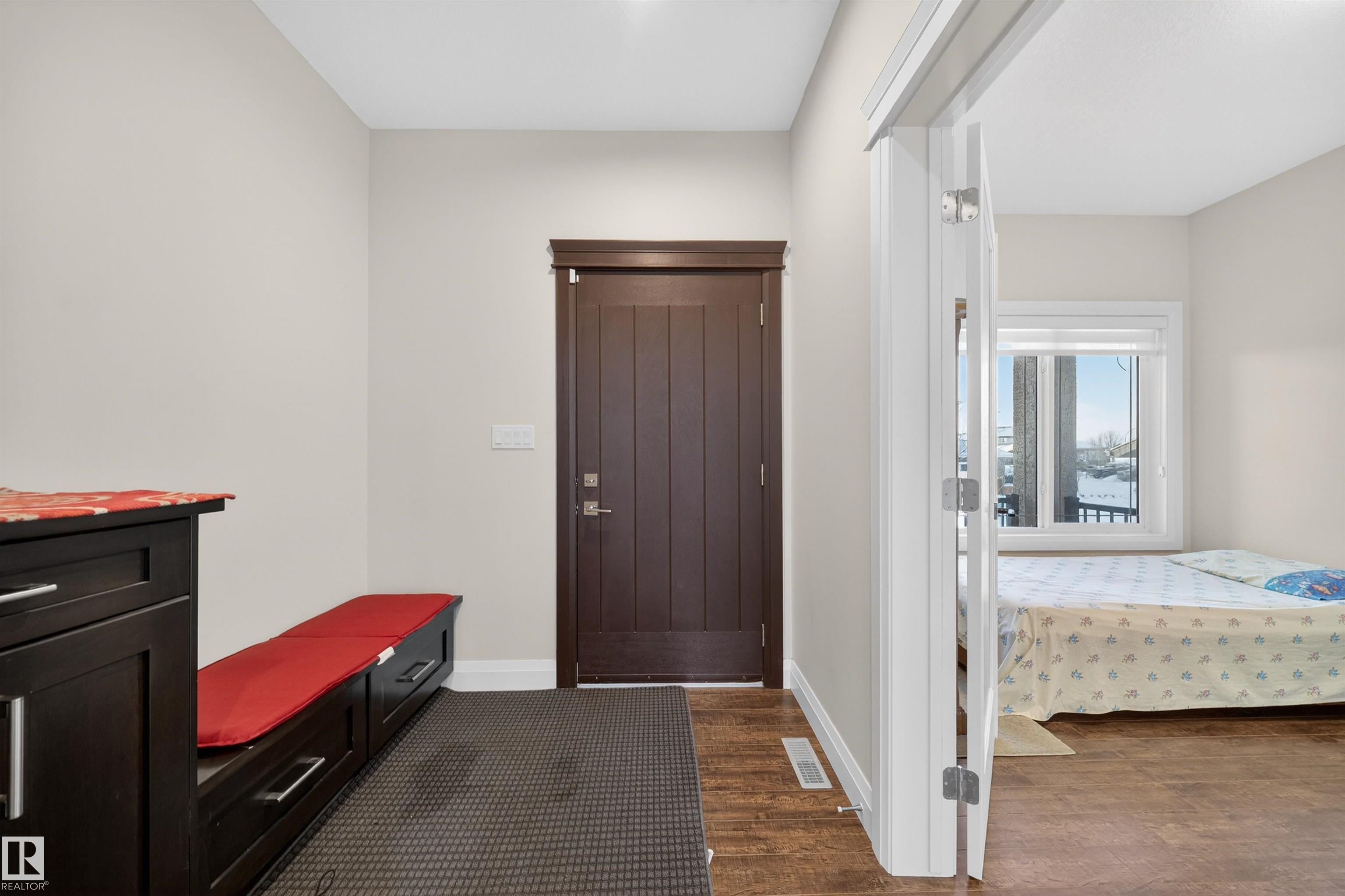 3 SHOREWOOD Crescent