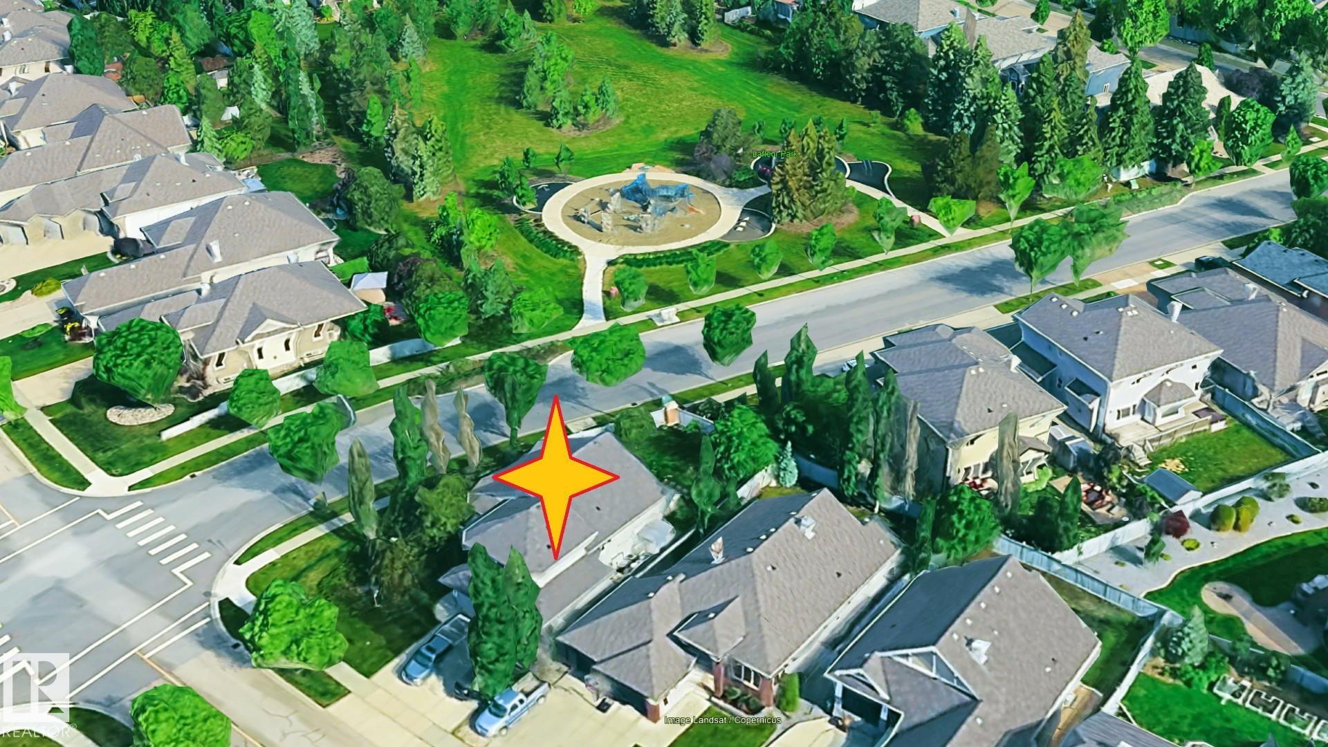 60 LAURALCREST Place