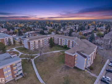11245 31 Avenue 27 Edmonton AB T6J 3V5