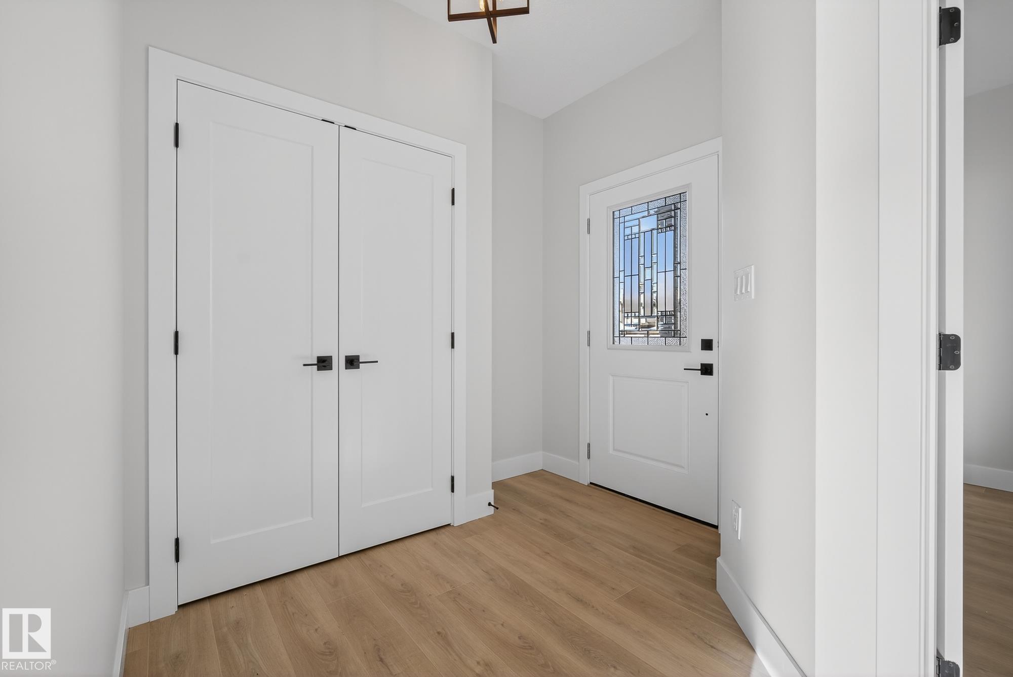 70 Hemingway Crescent