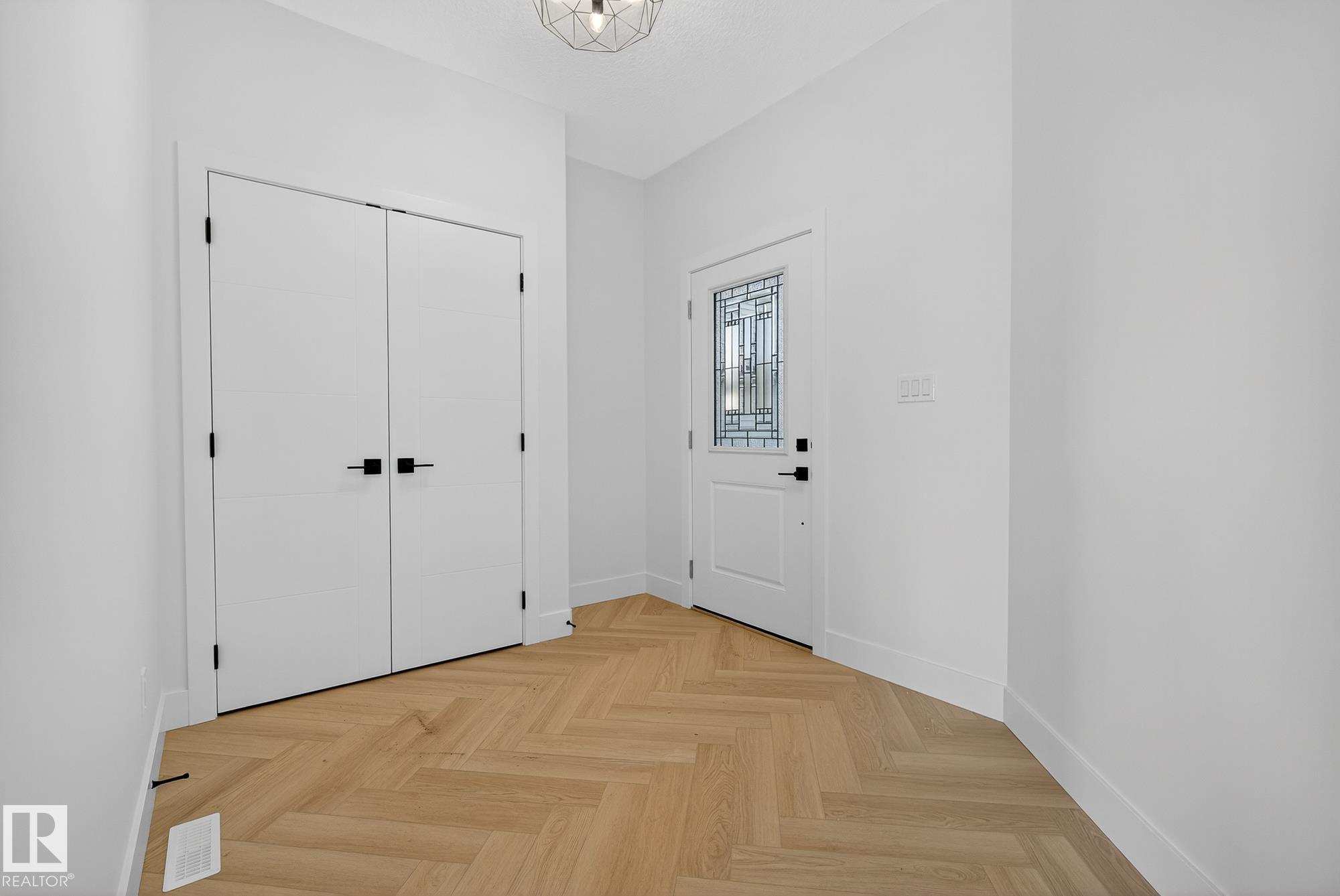 166 Caledon Crescent