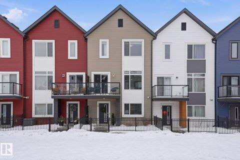 1010 RABBIT HILL Road 90 Edmonton AB T6W 4G7