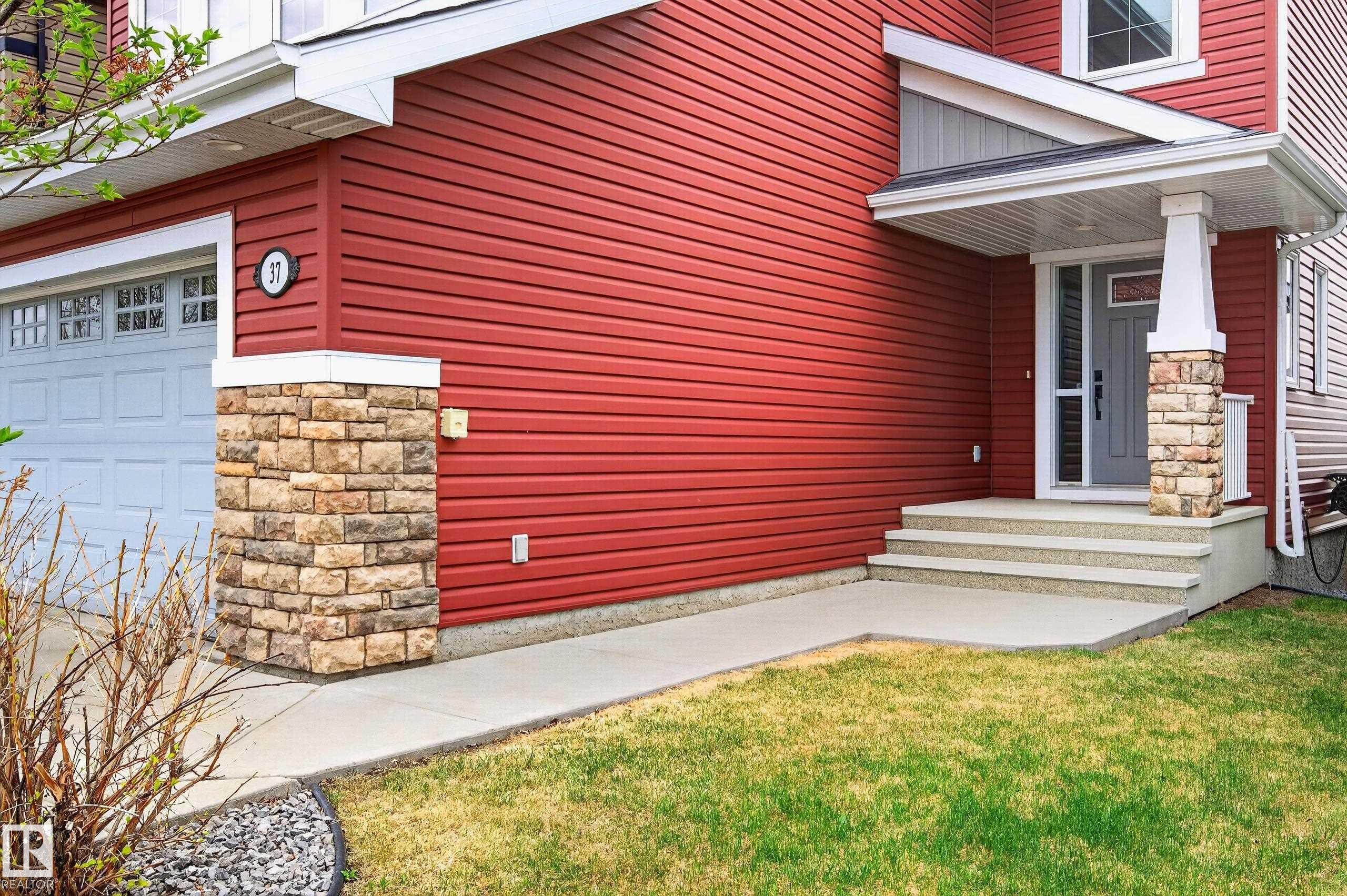 37 CRANSTON Place