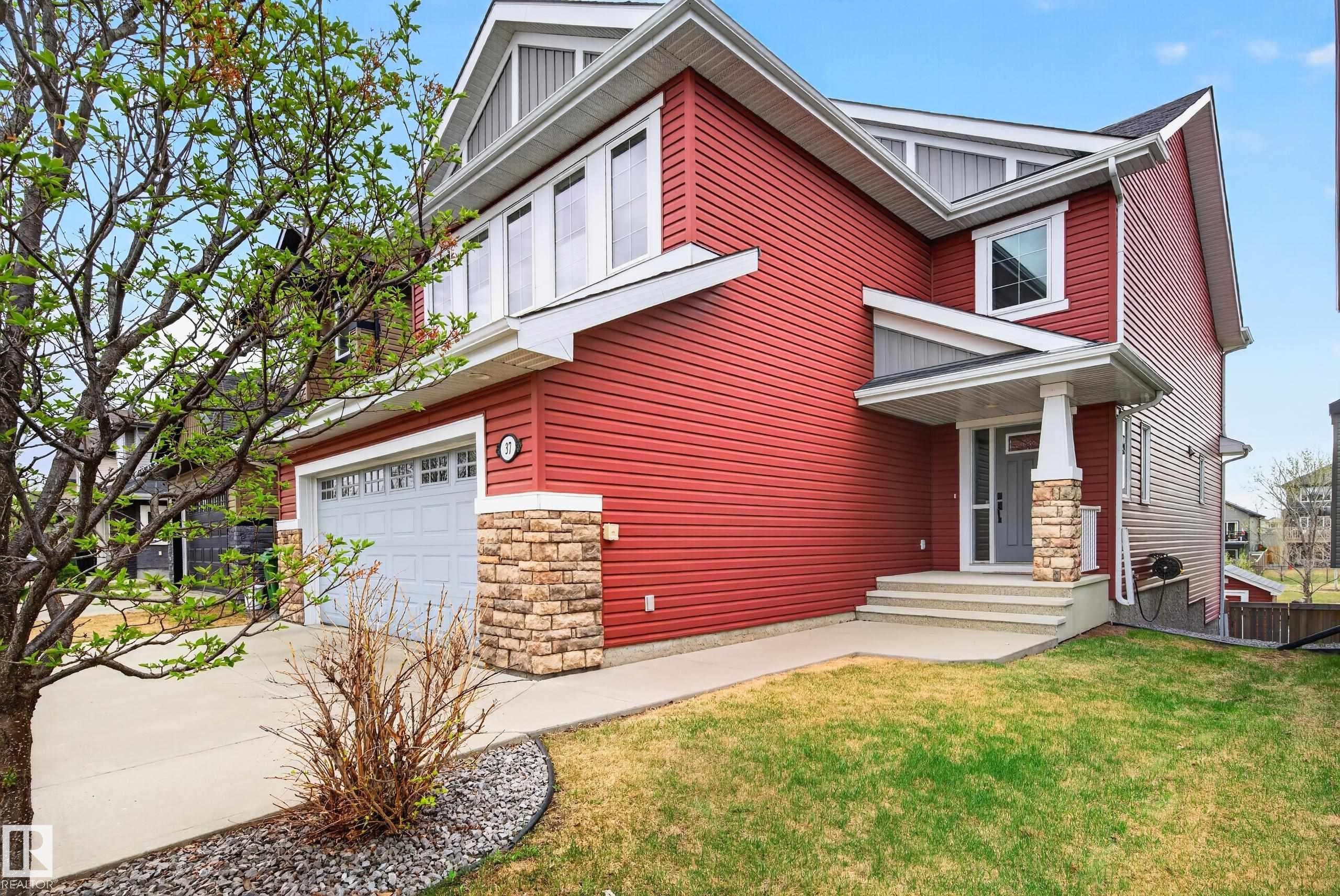37 CRANSTON Place