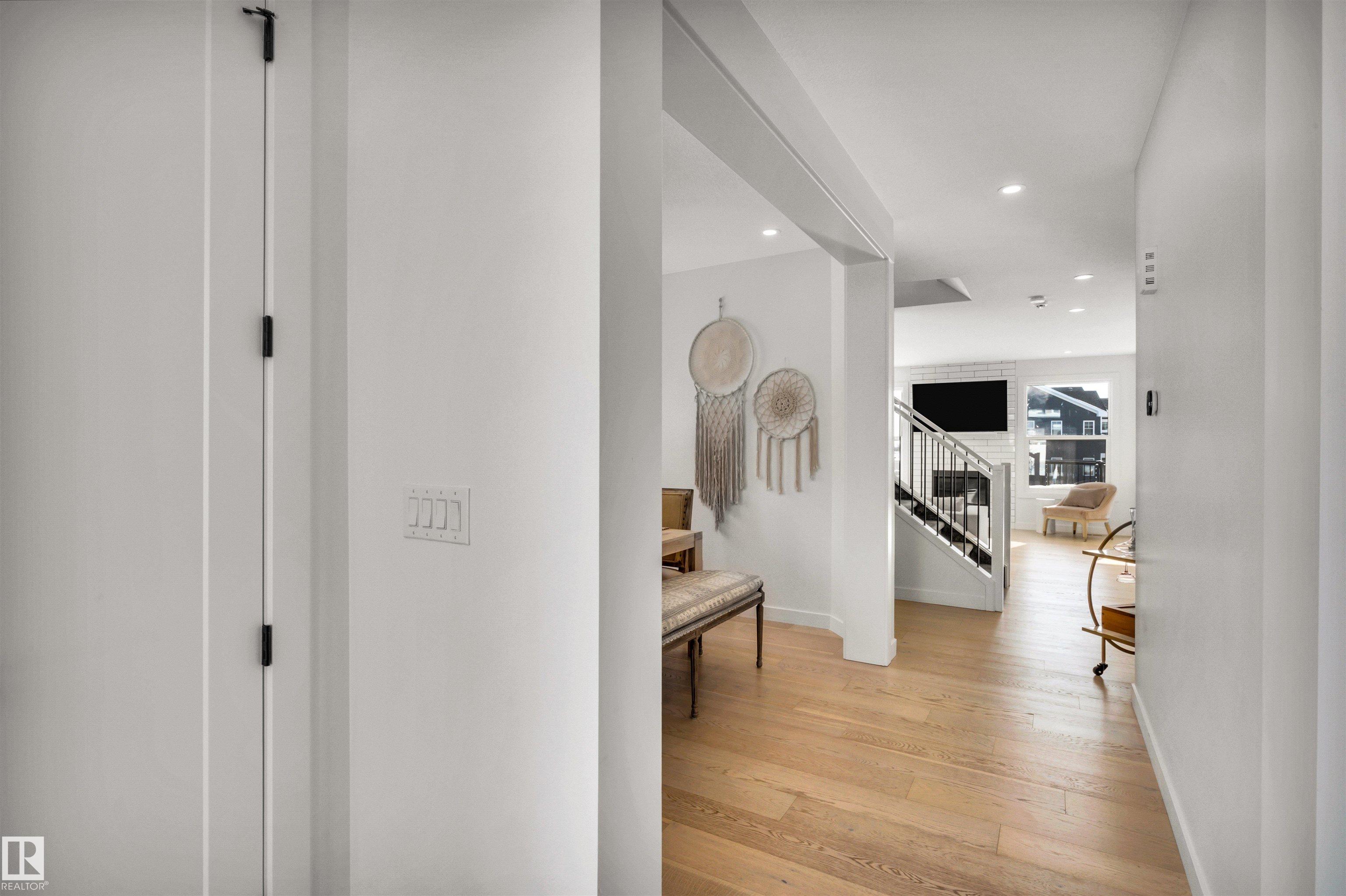 11 Promenade Point(e)