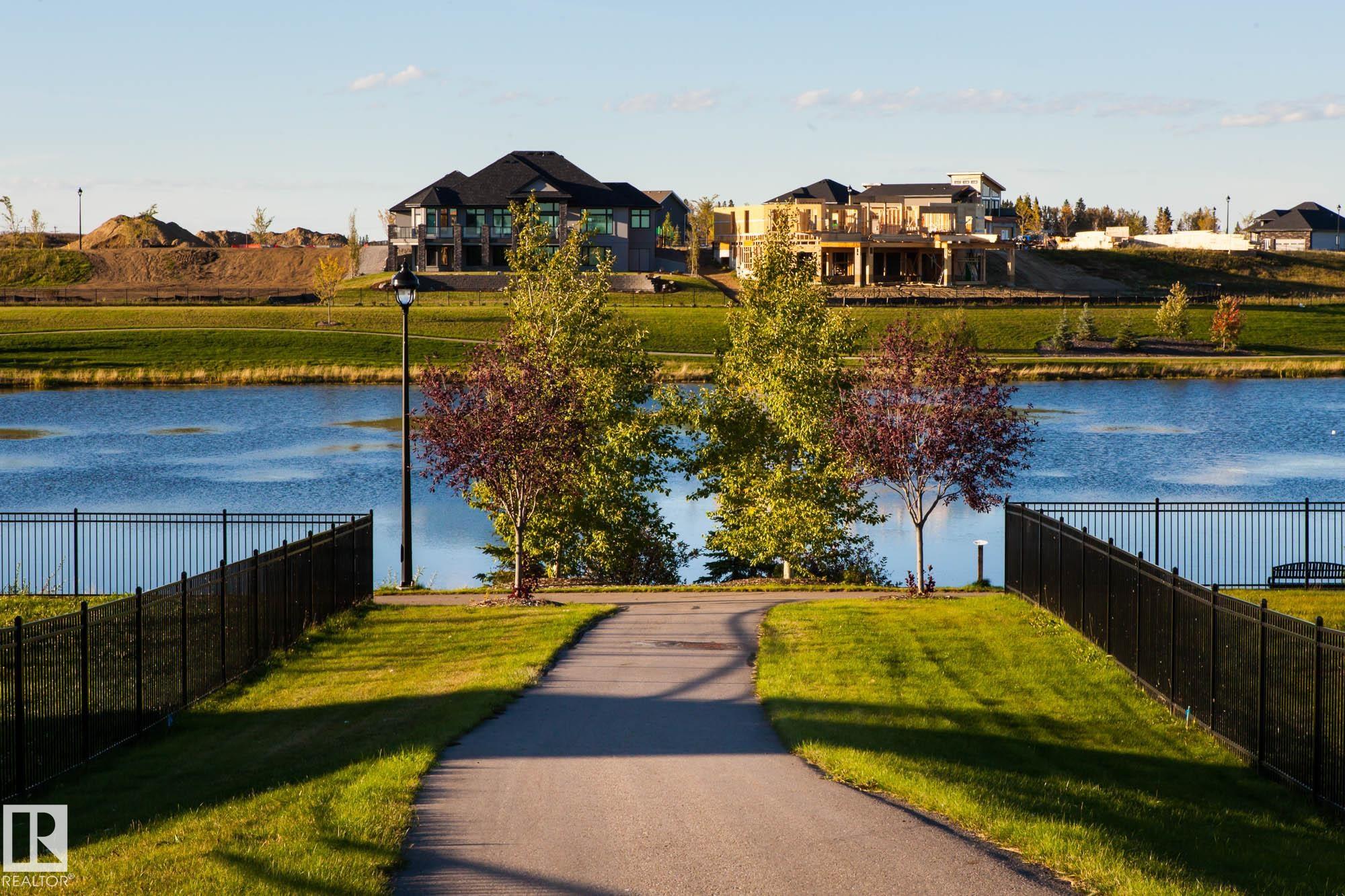 1077 GENESIS LAKE Boulevard