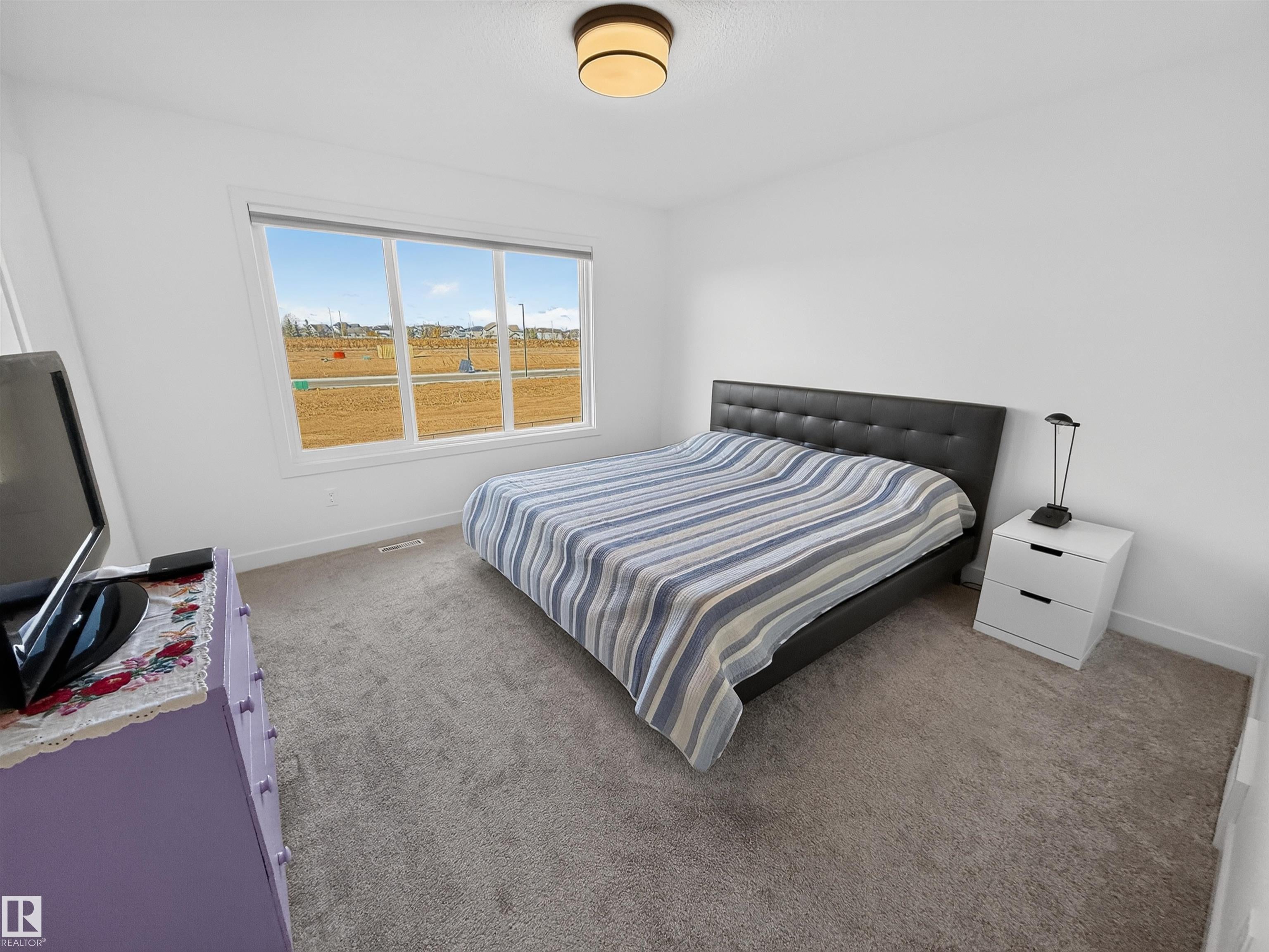 1734 WESTERRA Wynd