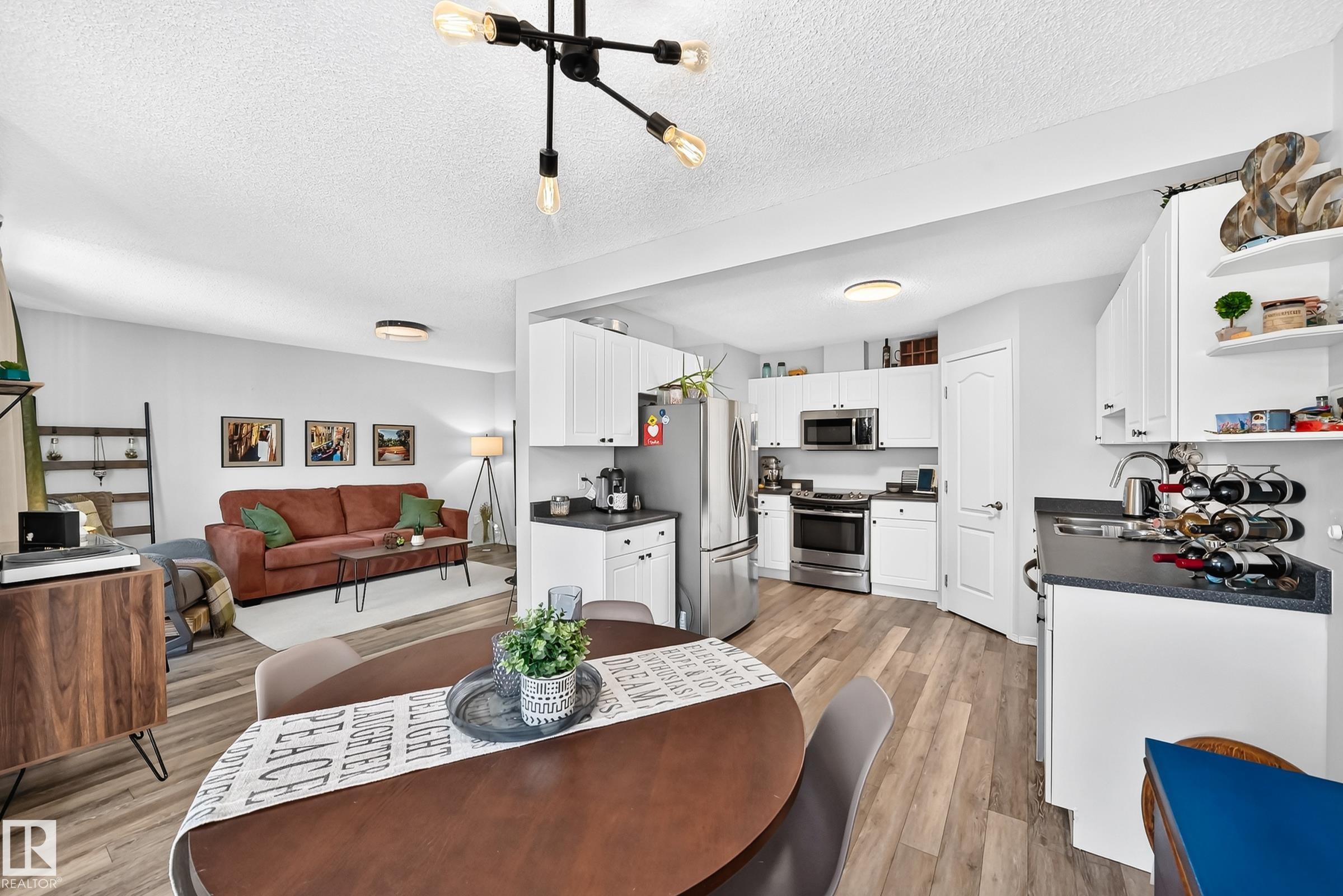 49 COLWILL Boulevard 20