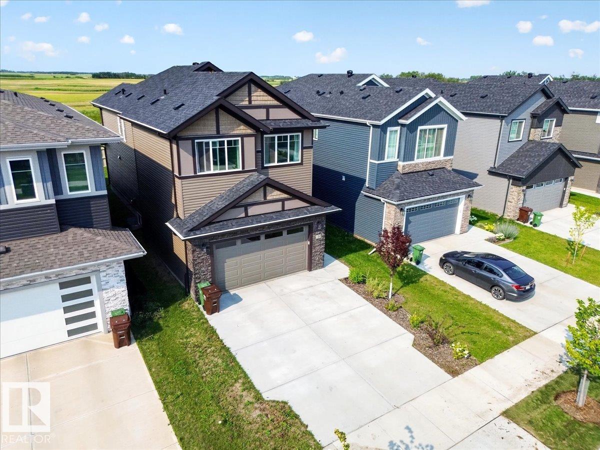 52 EDGEFIELD Way