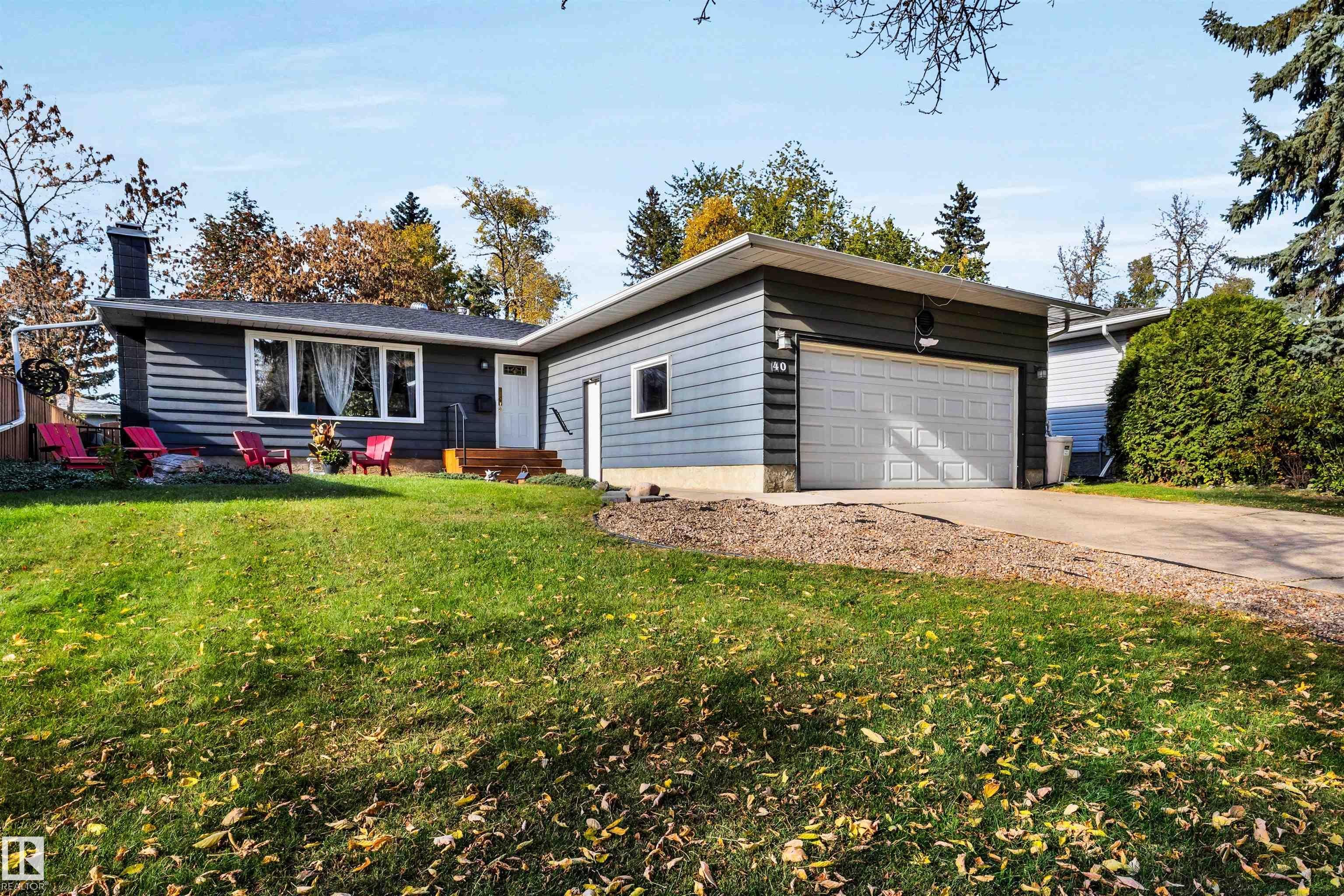 40 GLENHAVEN Crescent