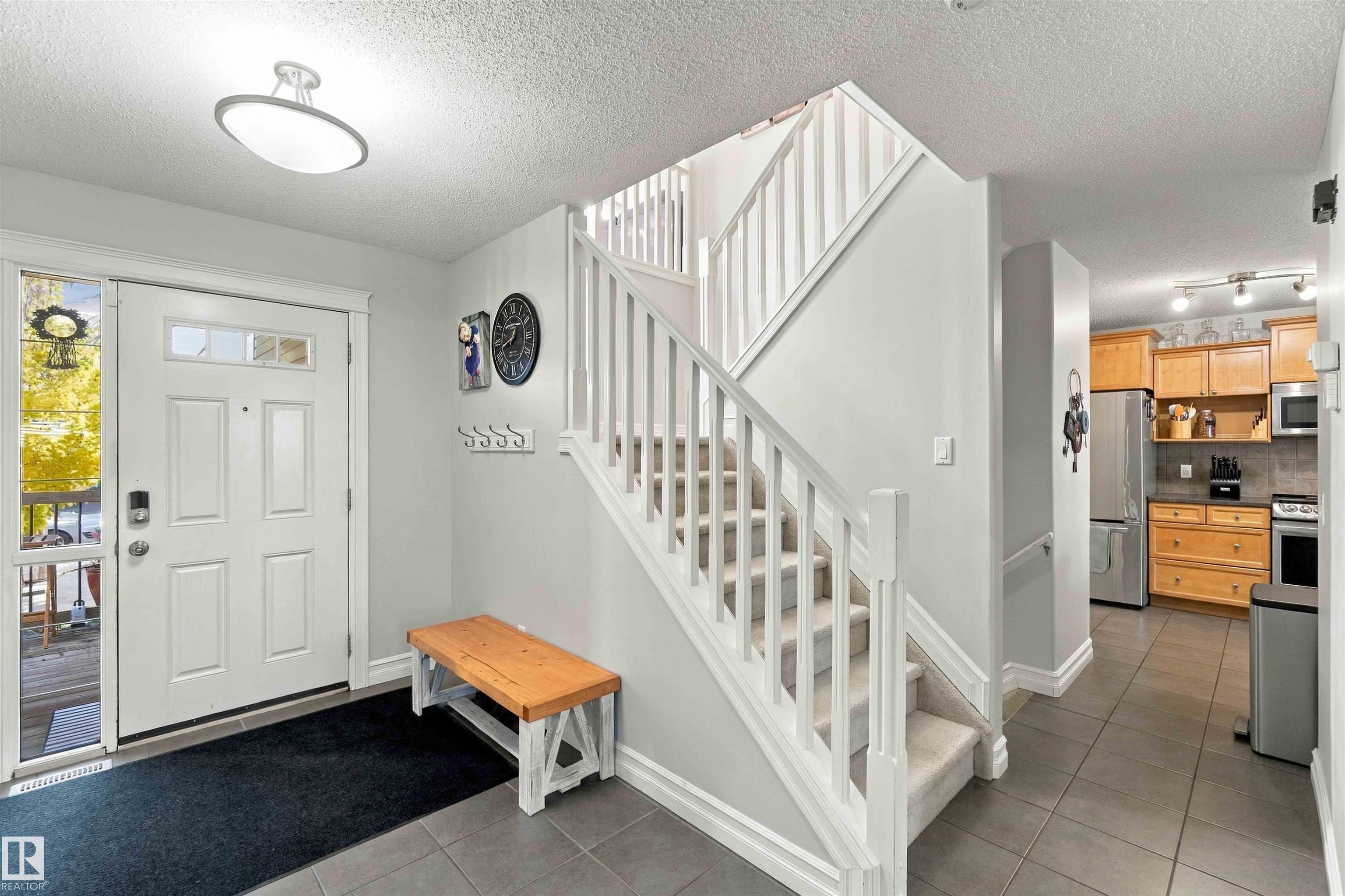 102 BOXWOOD Bend