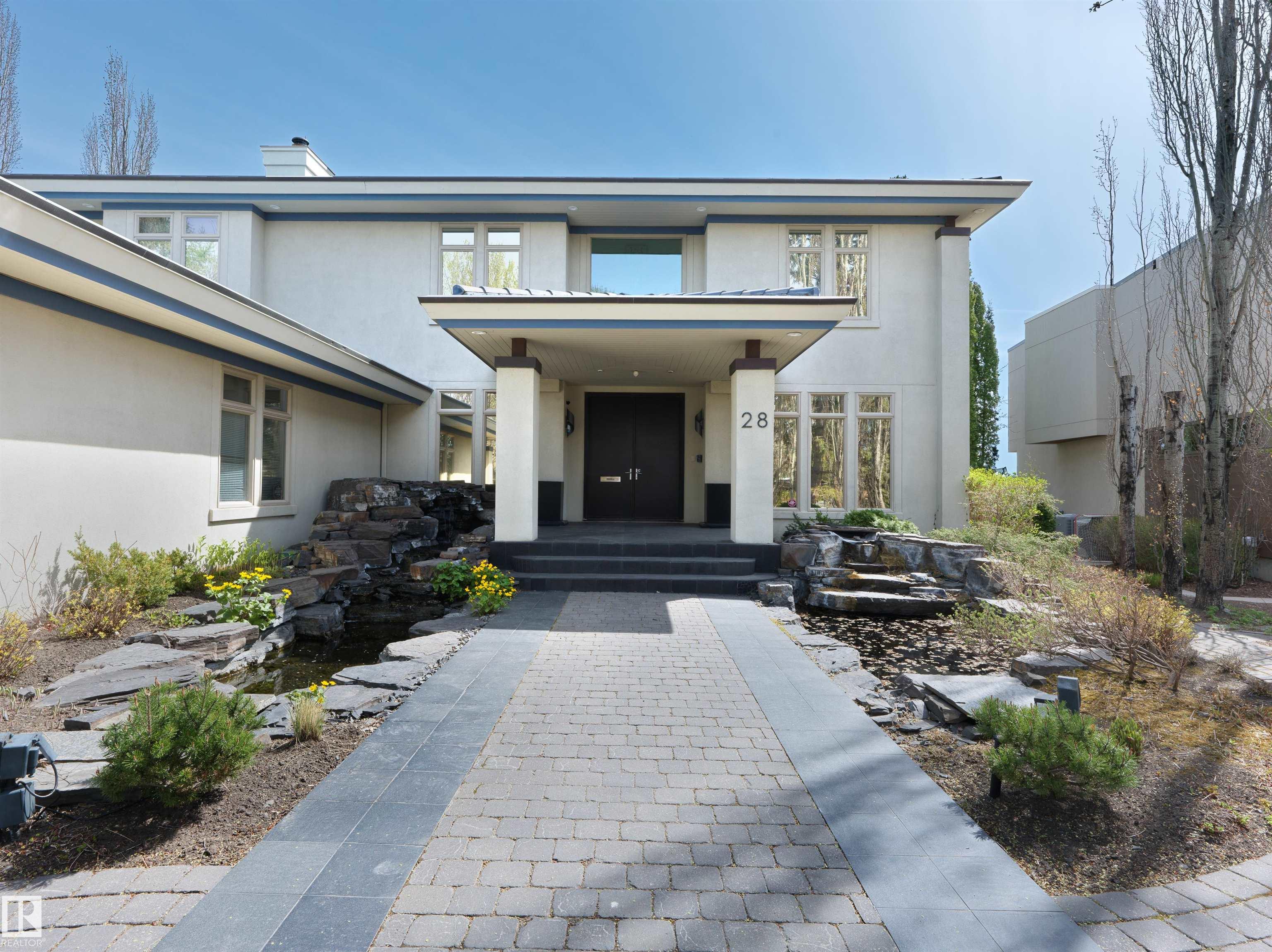 28 RIVERSIDE Crescent