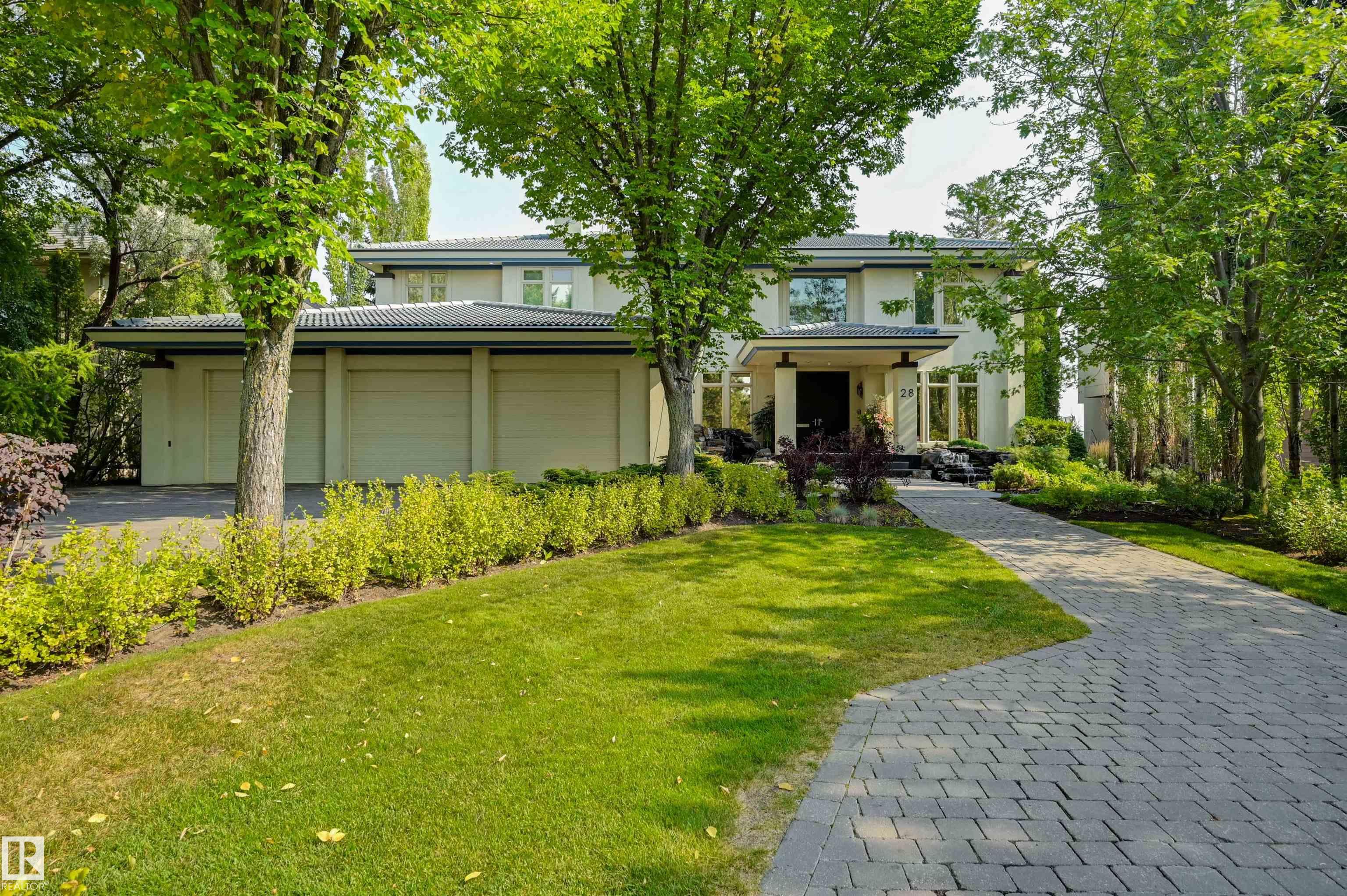 28 RIVERSIDE Crescent