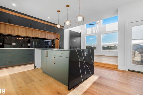 366 Creekside Green Leduc AB T9E 1W5