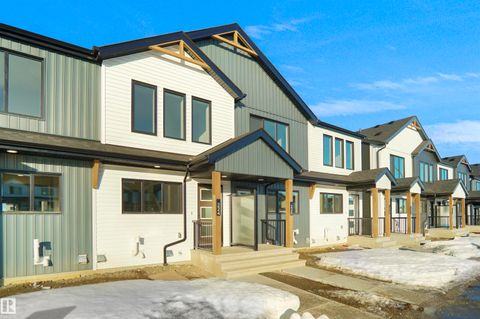 224 MARQUIS Boulevard Edmonton AB T5Y 4E7