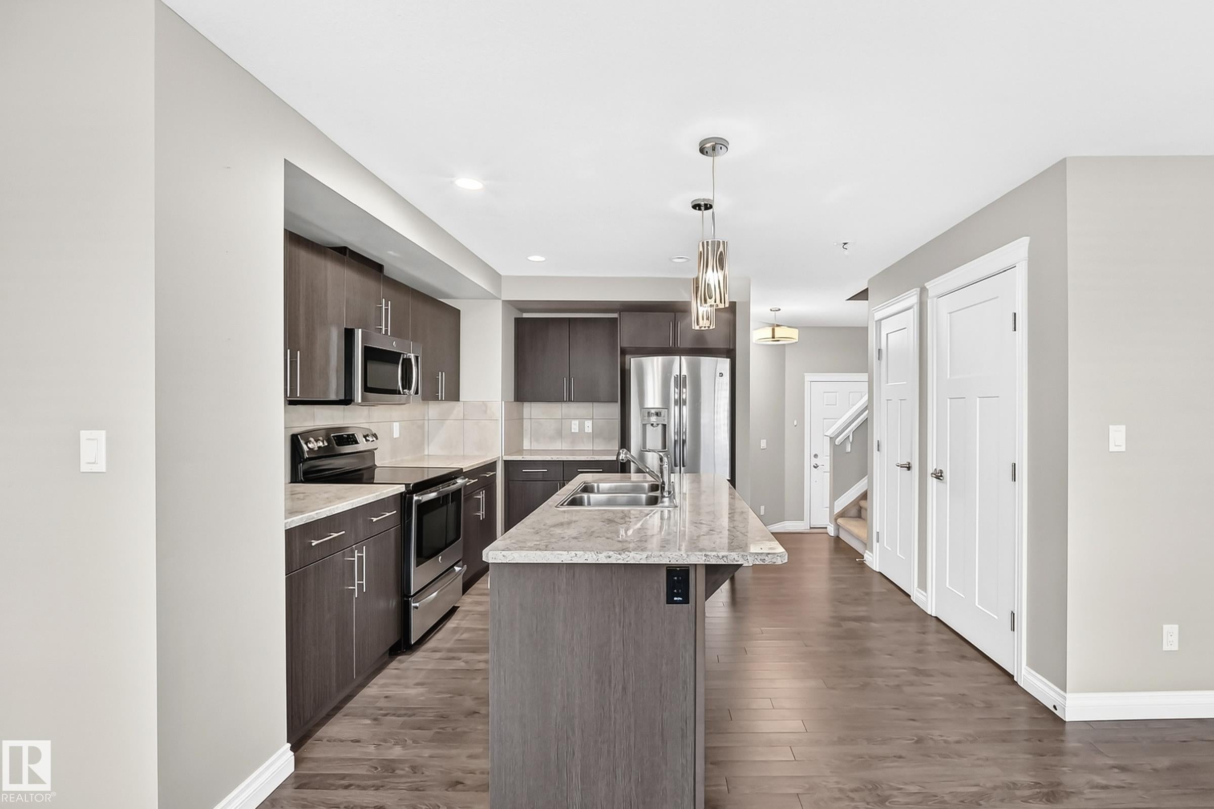 260 STURTZ Bend