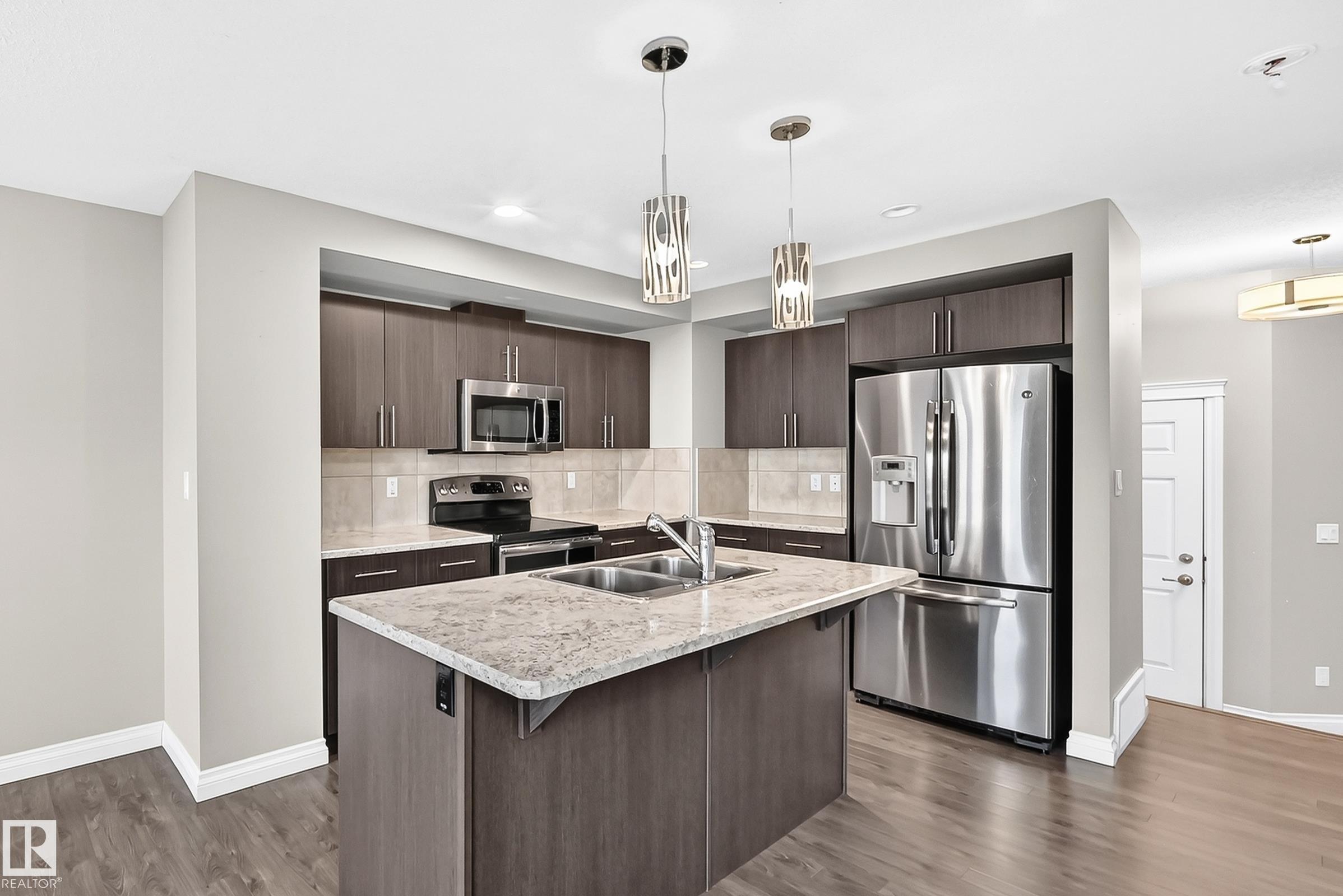 260 STURTZ Bend