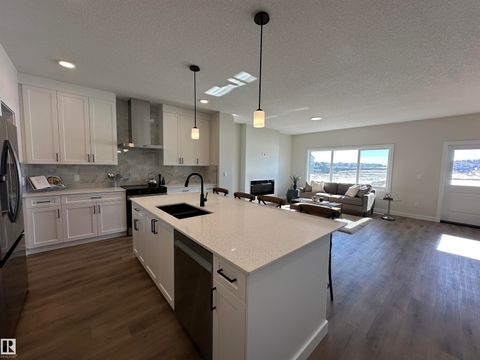 170 CALEDON Crescent Spruce Grove AB T7X 4E3