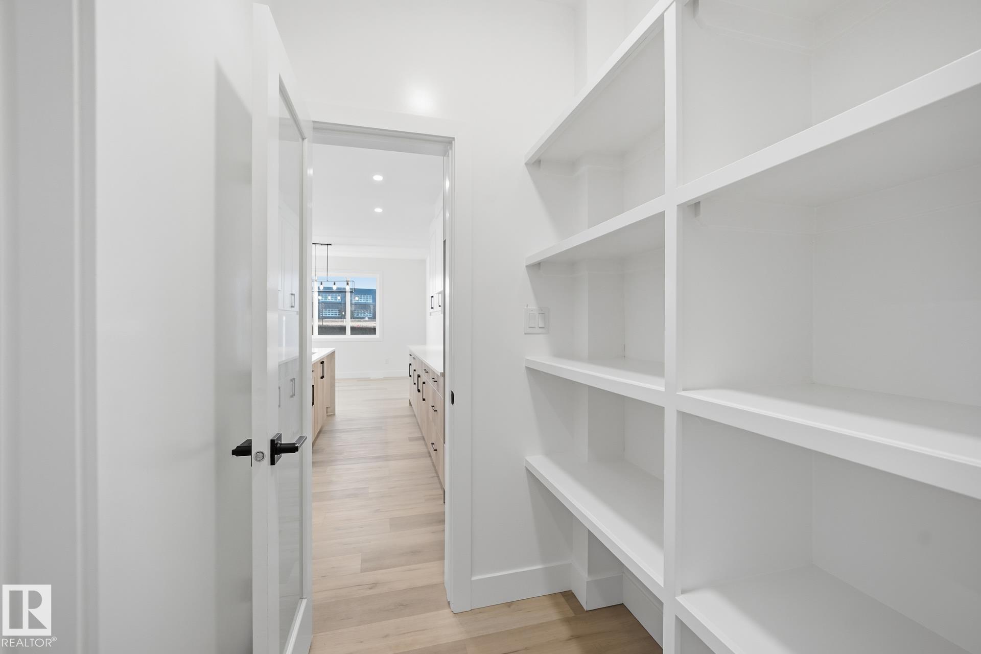 68 Hemingway Crescent