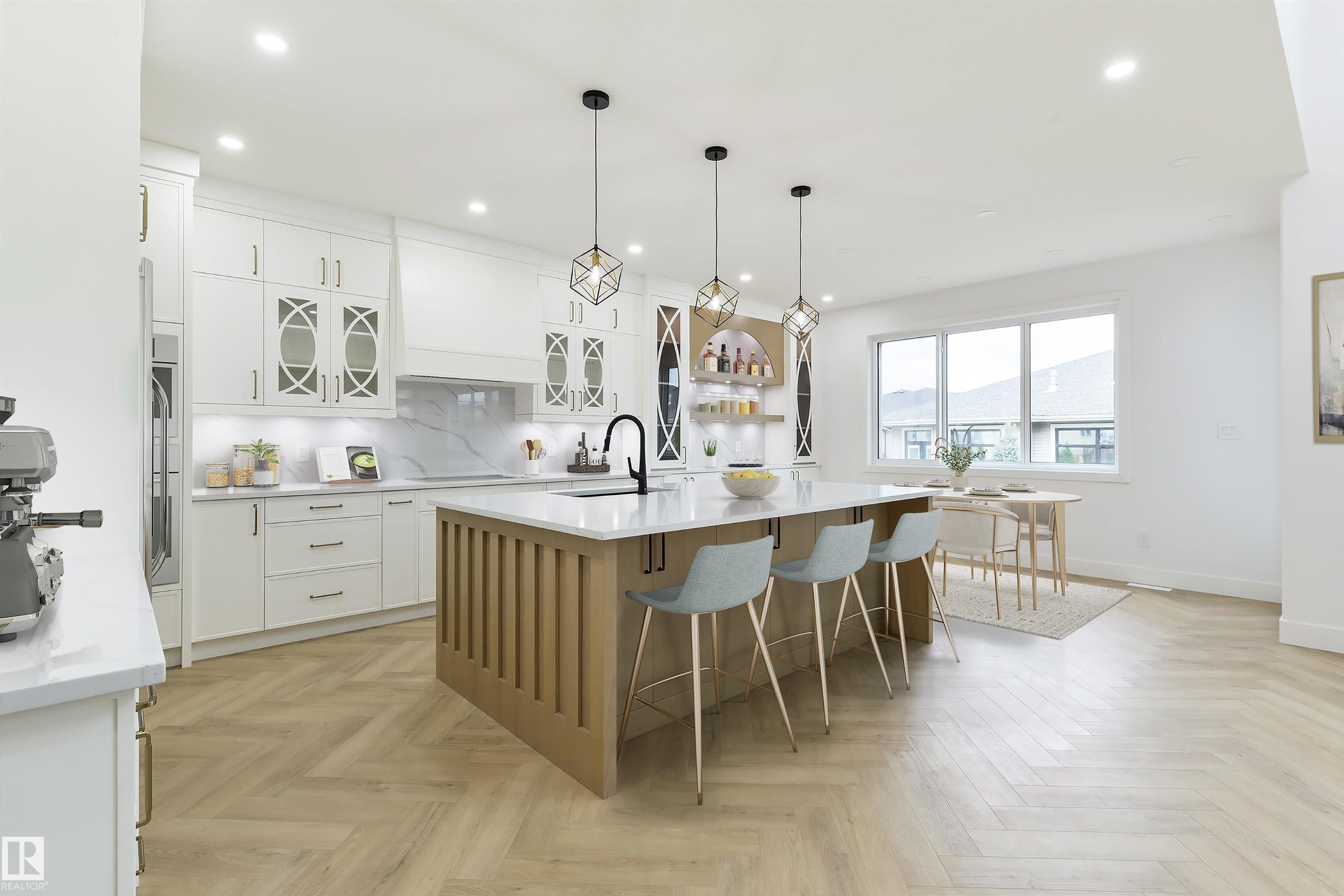 34 AVONLEA Way