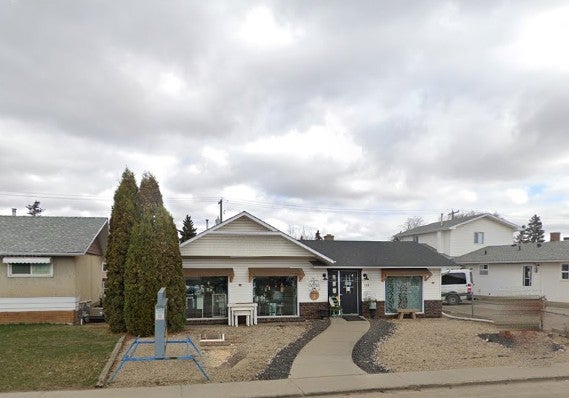 MCLEOD Avenue
