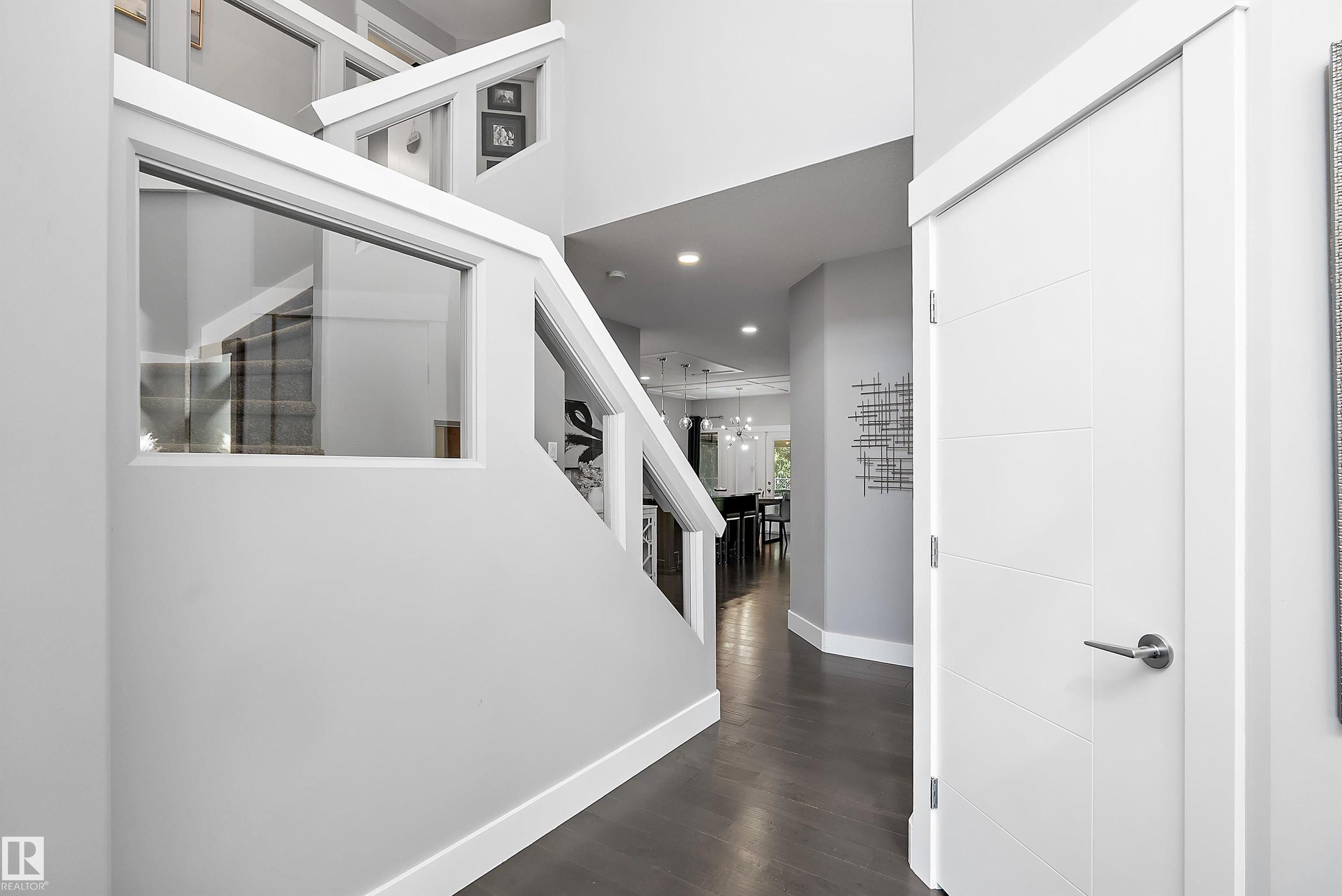 71 GREENBURY Manor