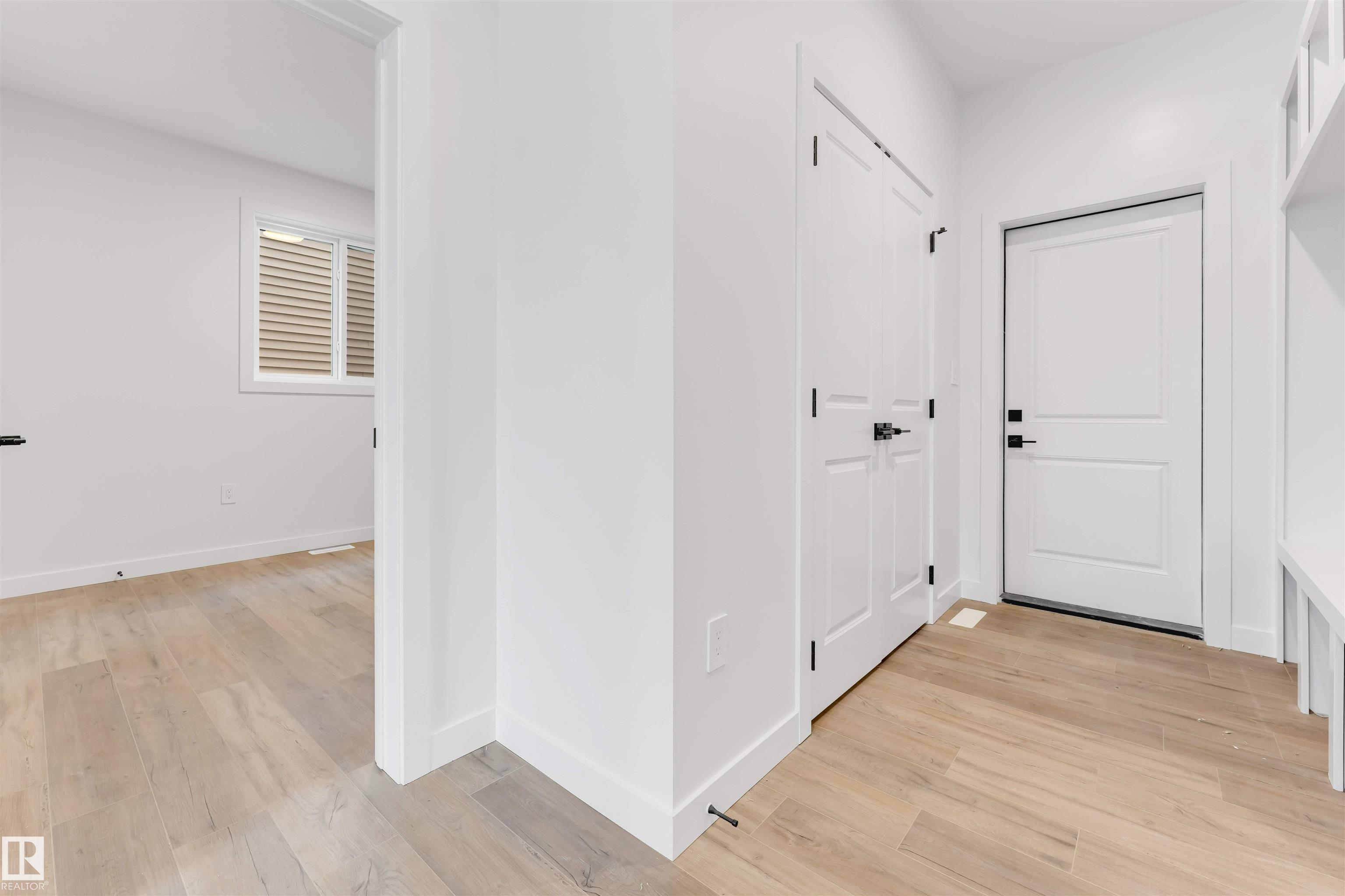 20 MEADOWGROVE Landing