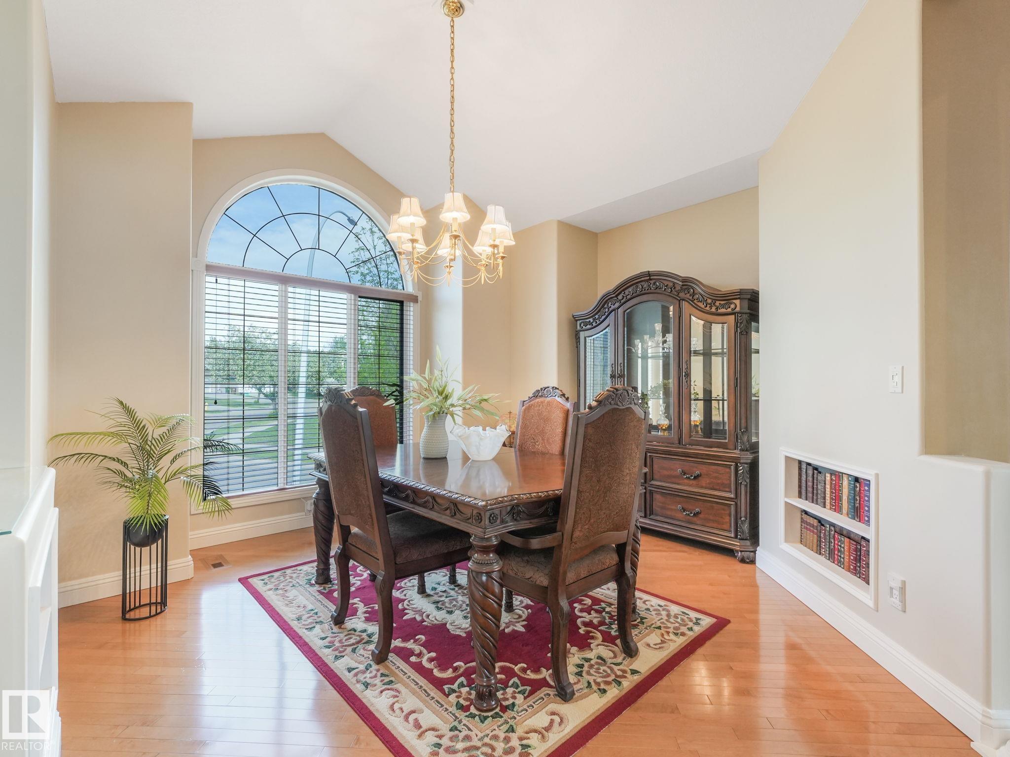 2 EVEREST Crescent