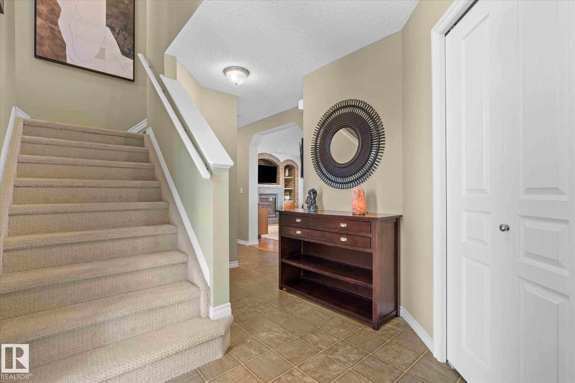 68 GREYSTONE Crescent