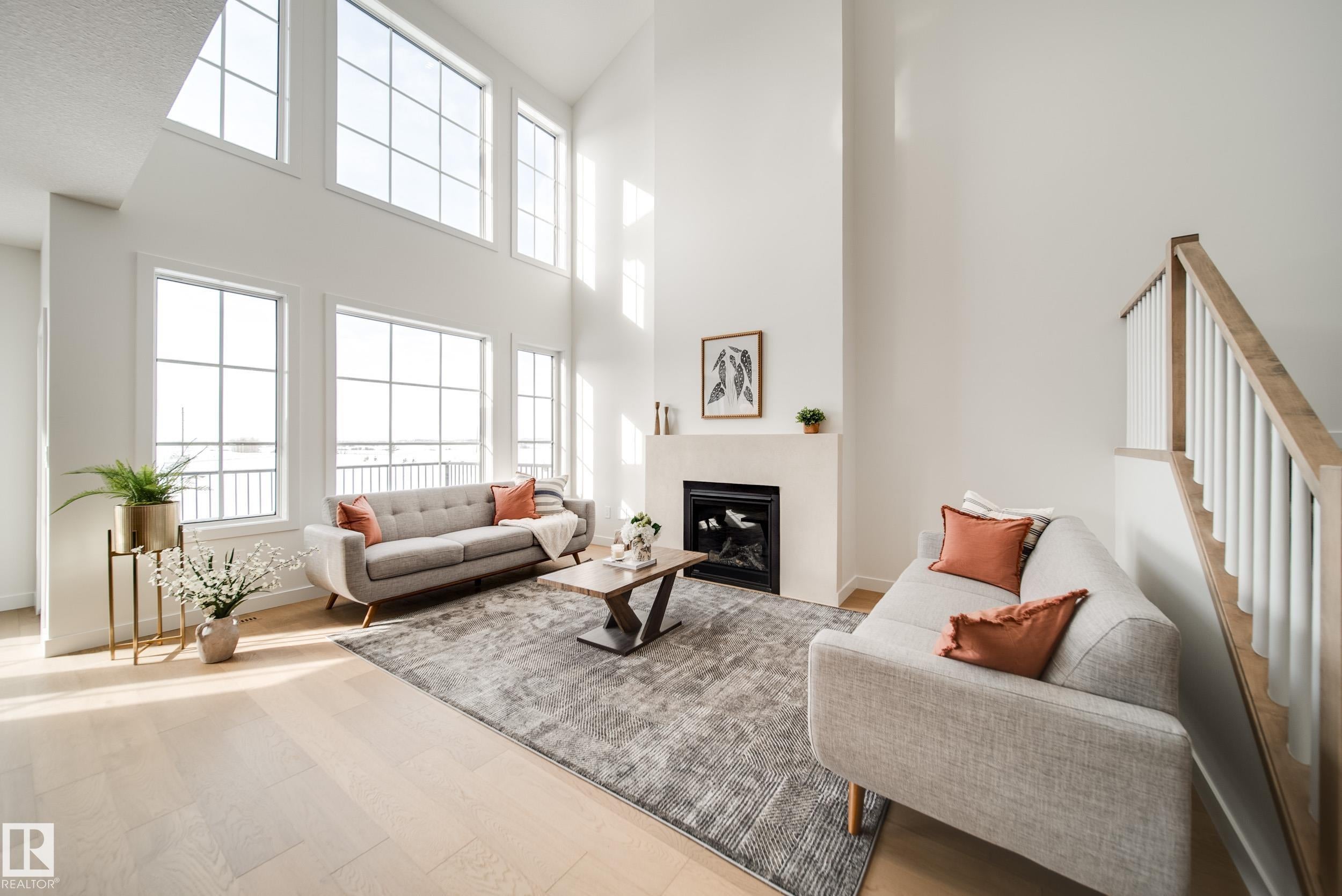 67 Chartres Close