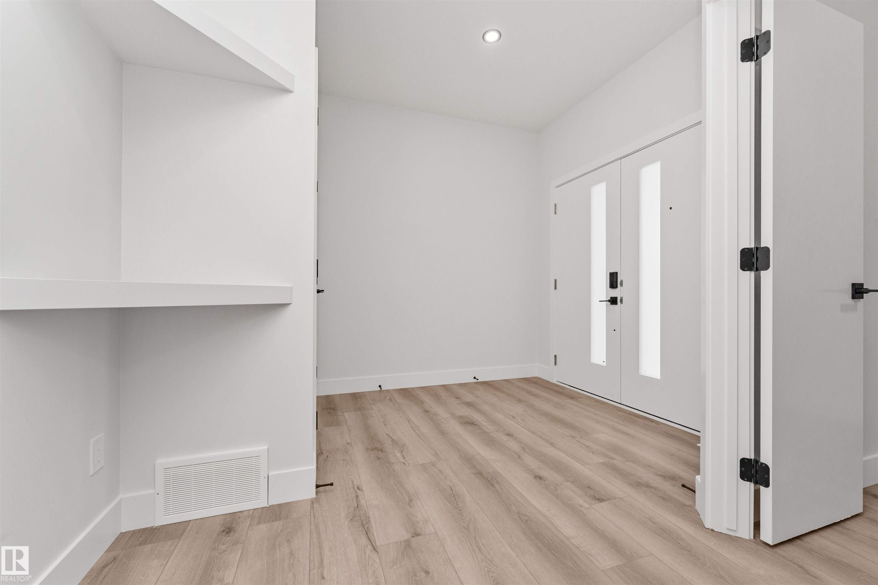 86 ELDRIDGE Point(e)