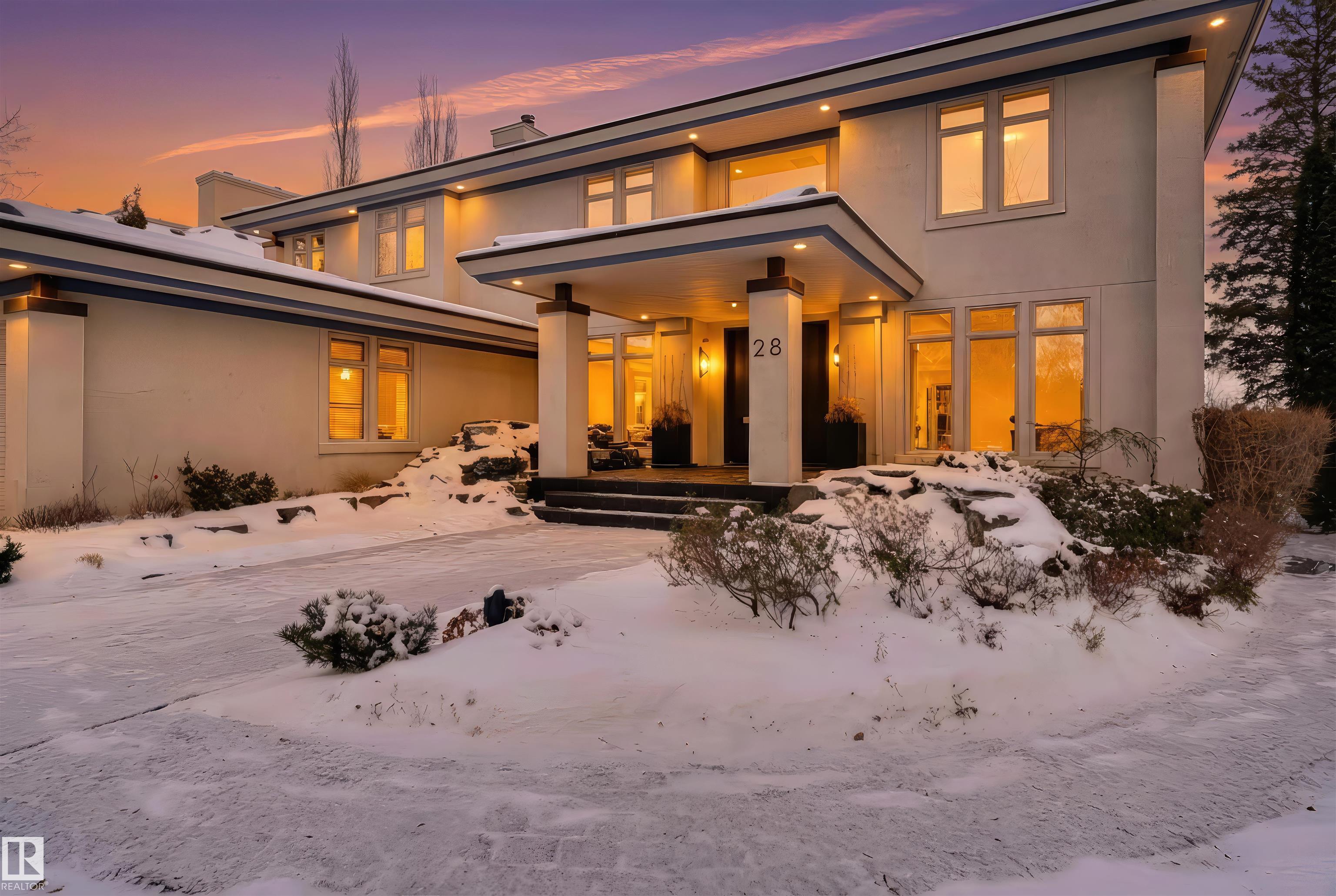 28 RIVERSIDE Crescent