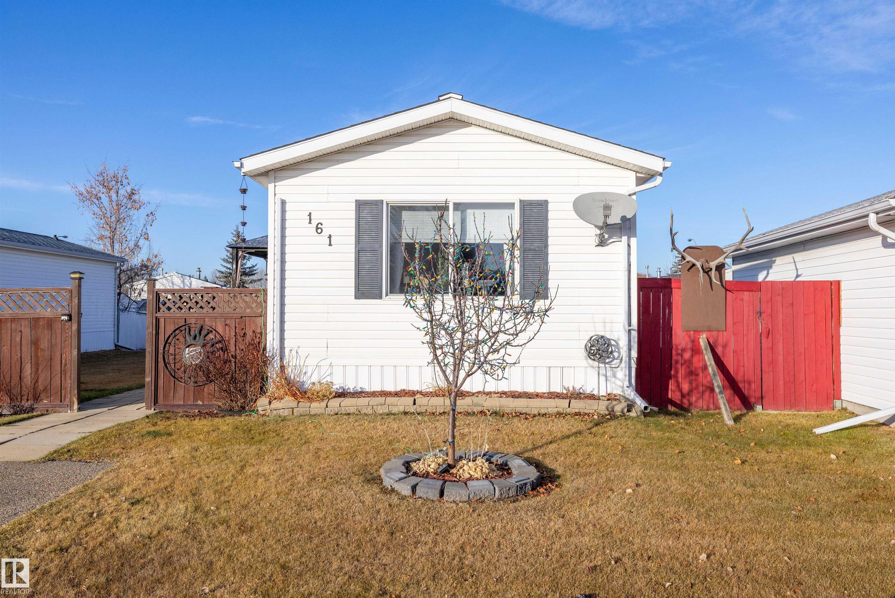 3400 48 Street 161