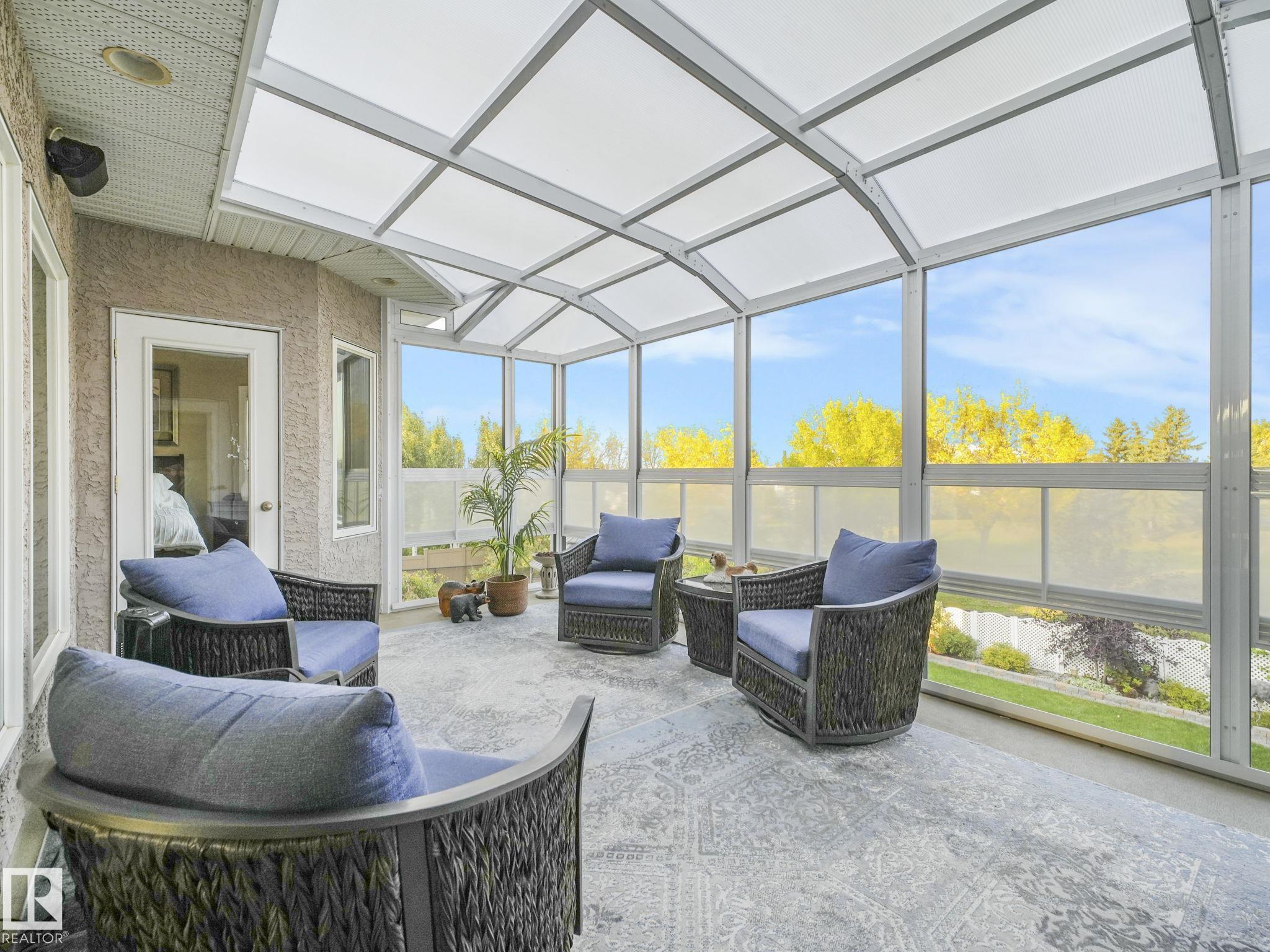 81 PROMENADE Boulevard