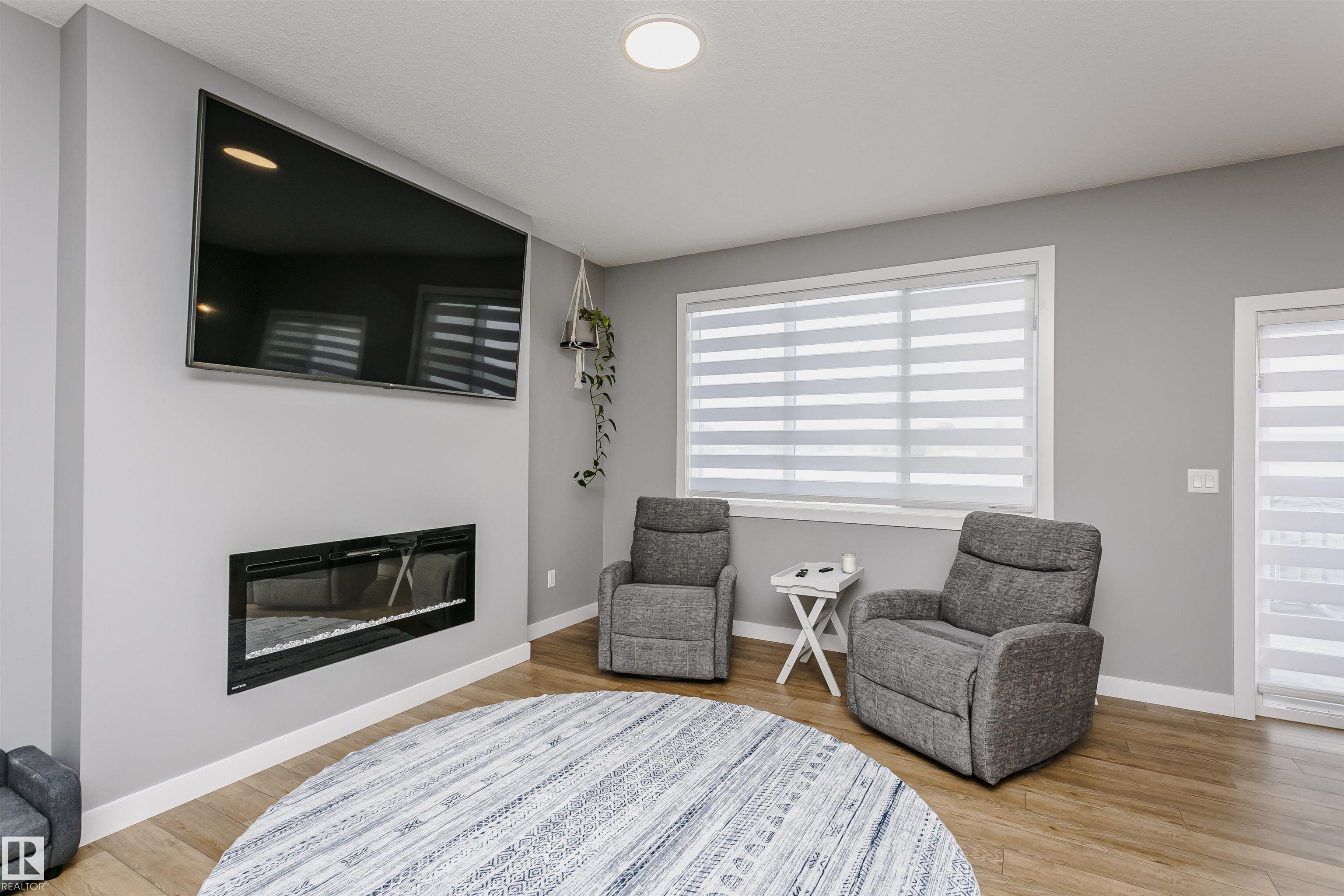 354 GENESIS Villa(s)