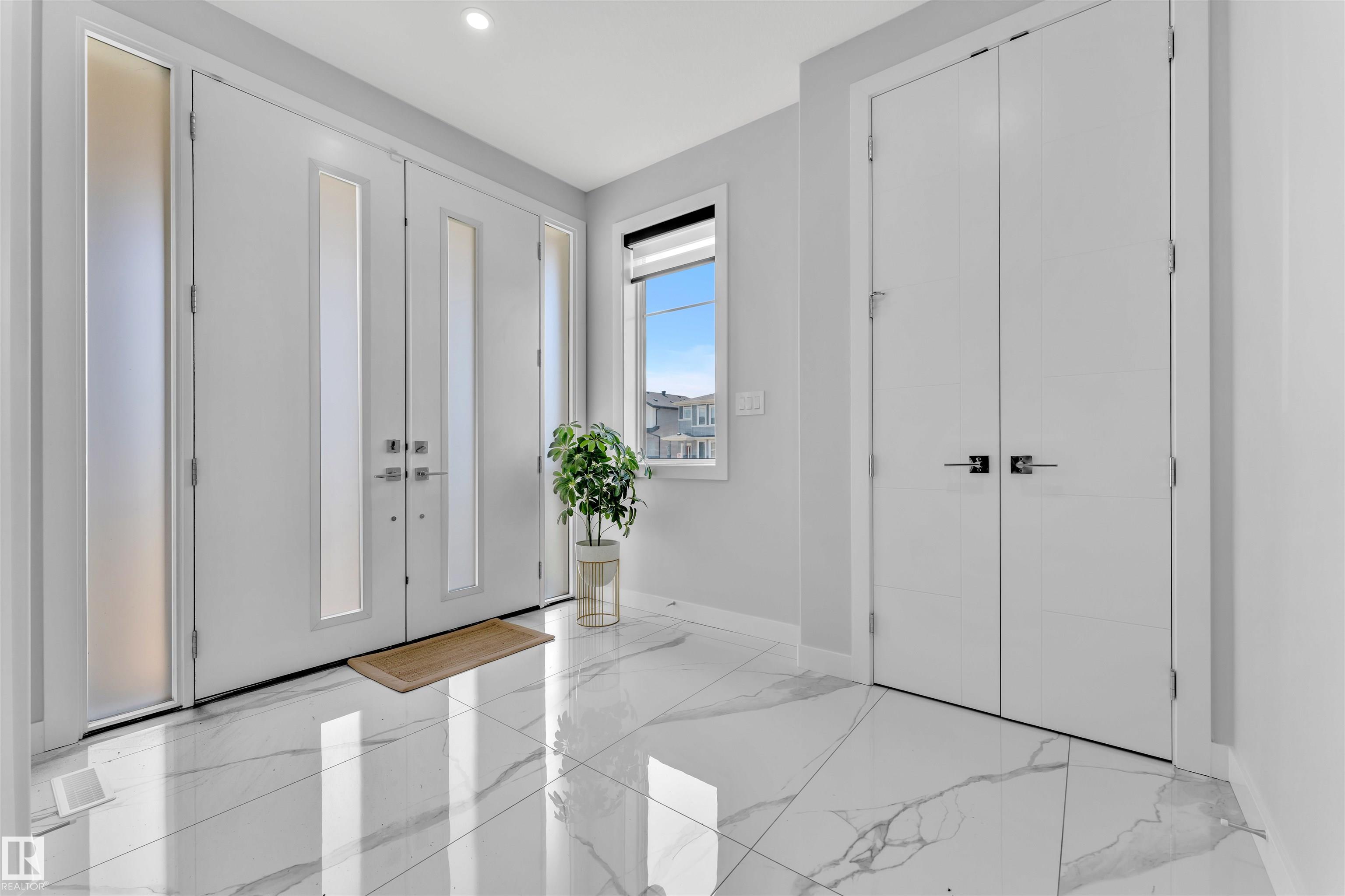 377 Linden Loop