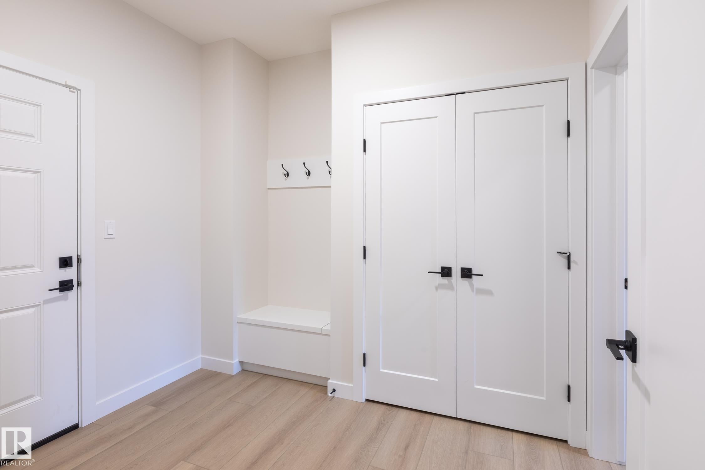 6306 65 Ave
