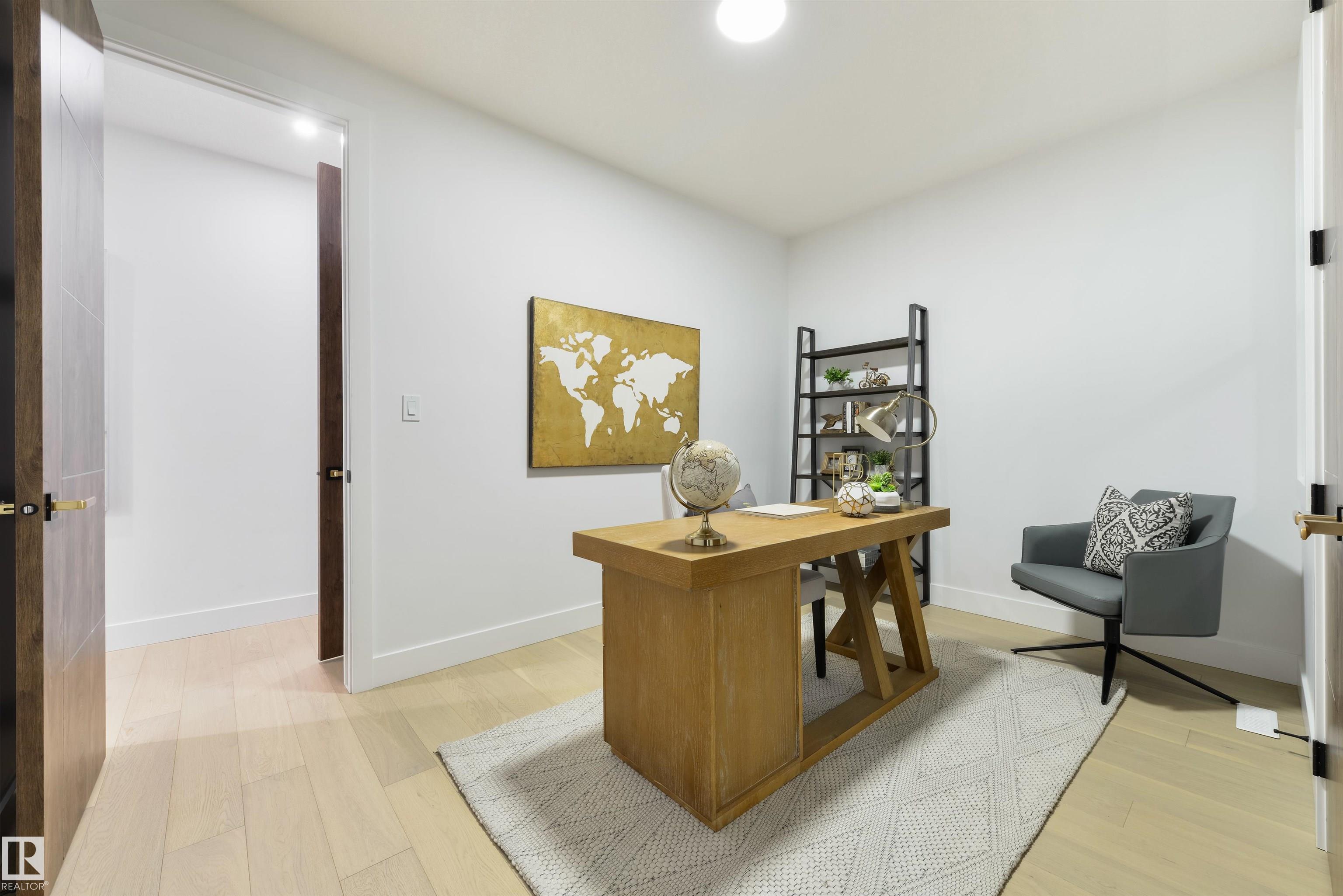 266 Falcon Crescent