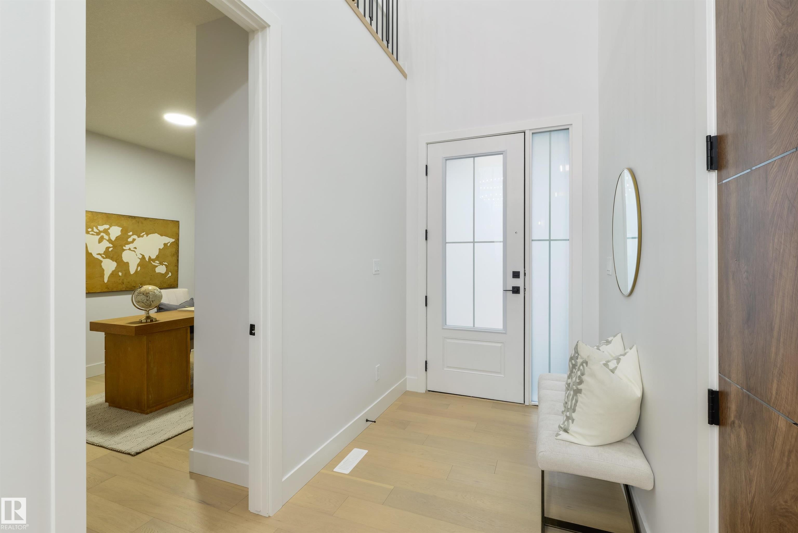 266 Falcon Crescent
