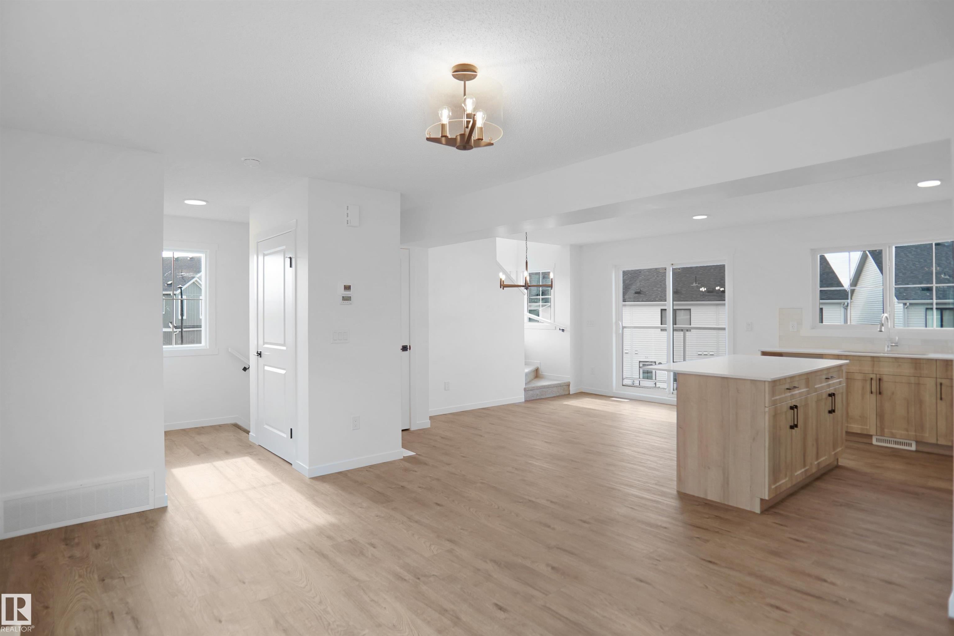 525 SECORD Boulevard 65