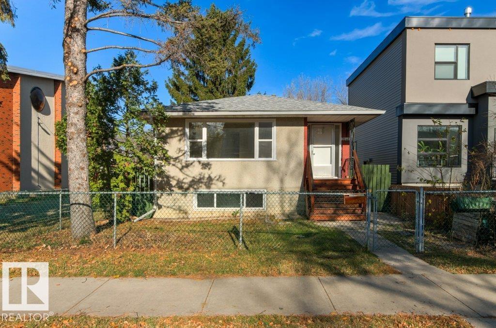9640 74 AVENUE, EDMONTON, AB T6E 1E6 - Image 1012344444.jpeg?d=l