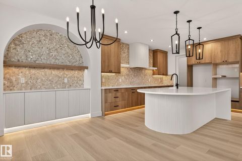 9 Elwyck Gate Spruce Grove AB T7X 0Z2