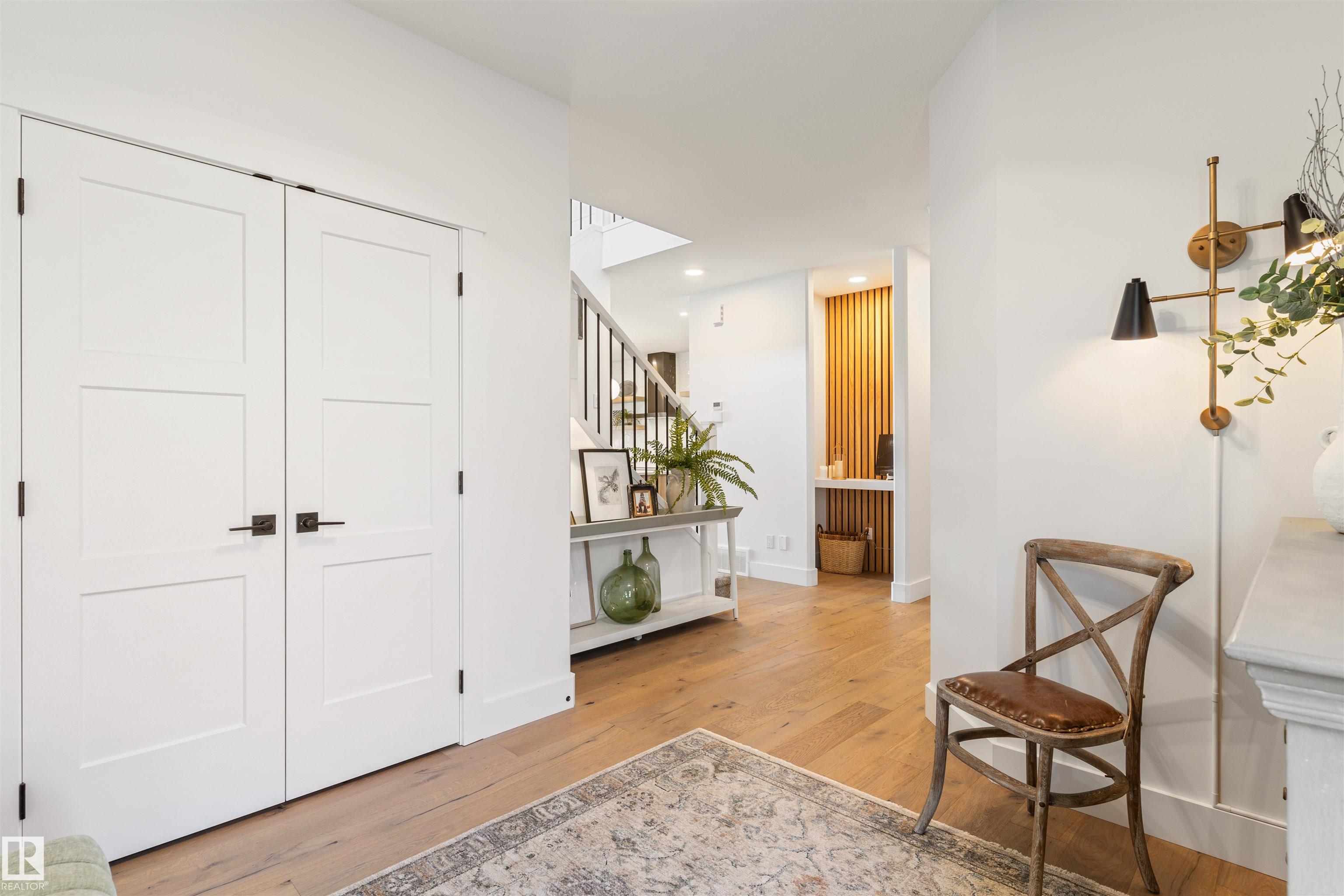 47 GLADSTONE Bend