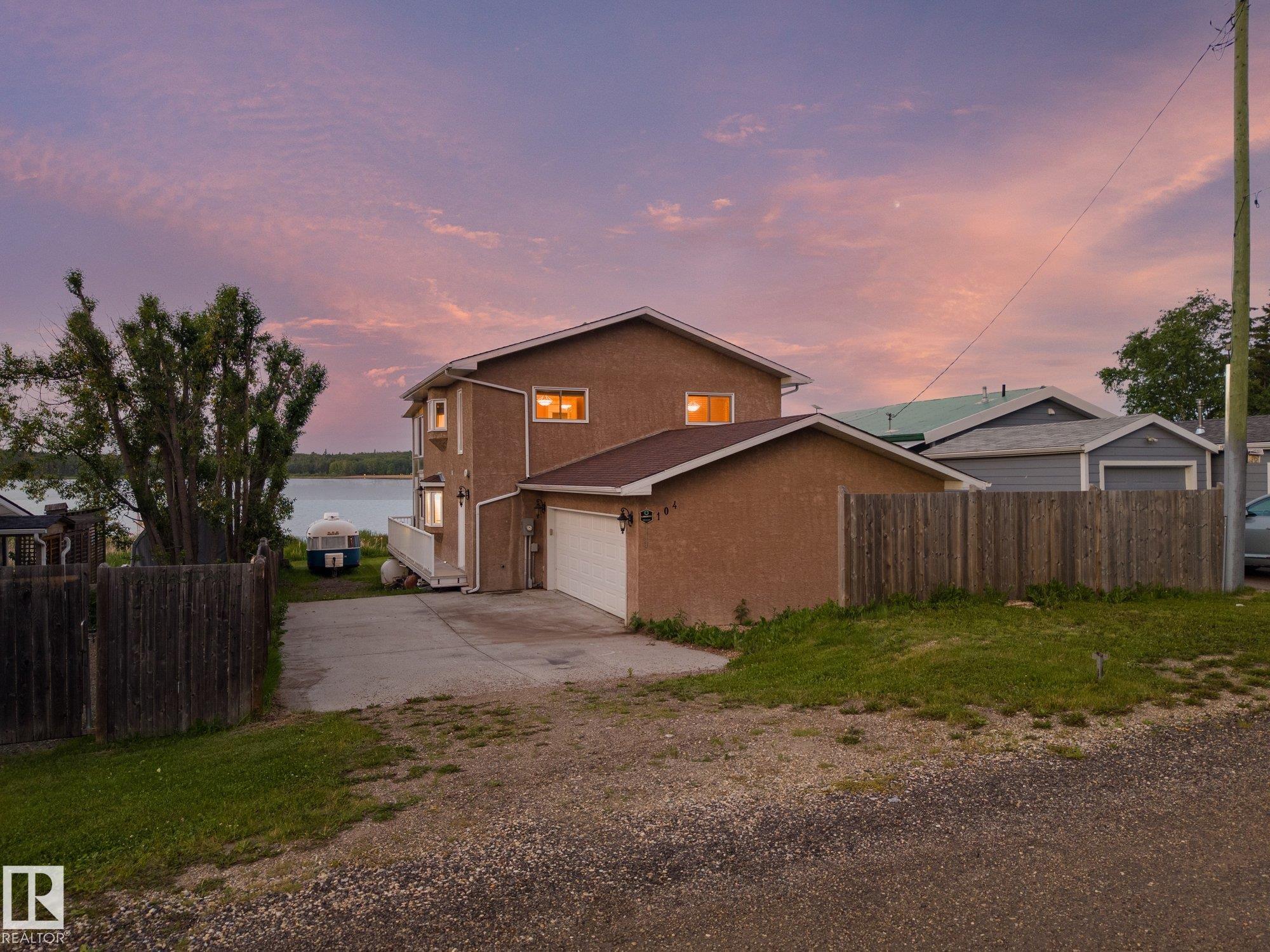 104 BAYVIEW Drive